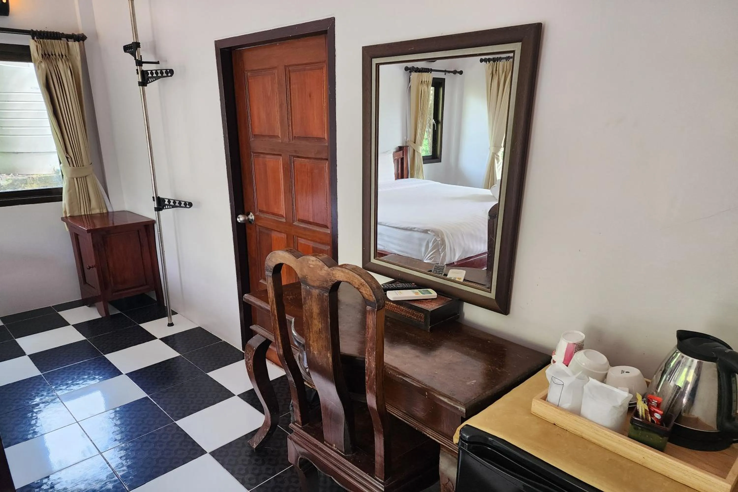 Bedroom, Bed in Karaboon Wellness