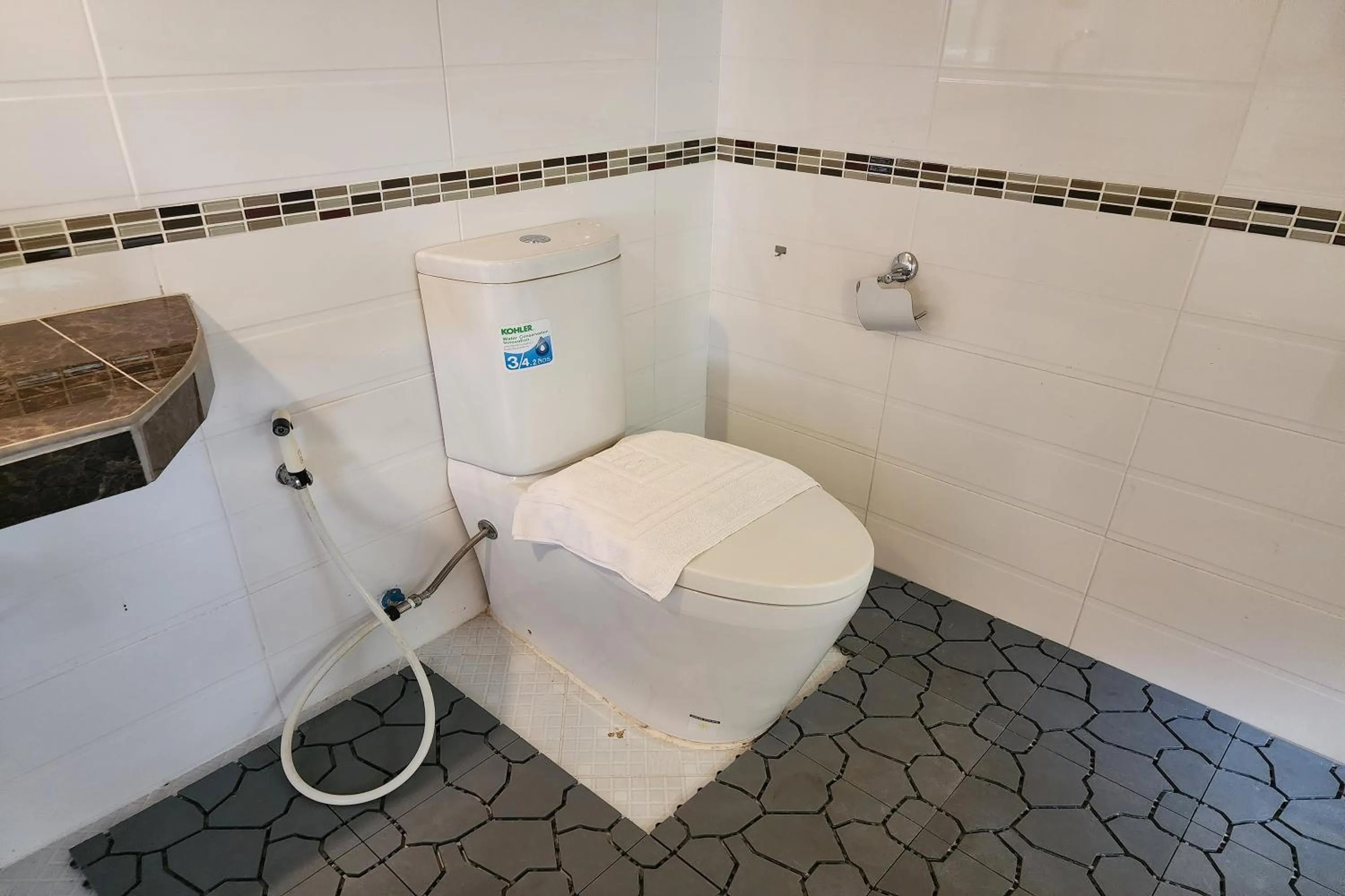 Shower in Karaboon Wellness