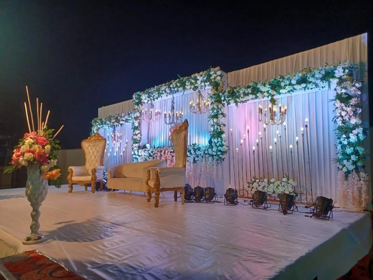 Night in ROYAL CLIFF HOTEL & RESORTS