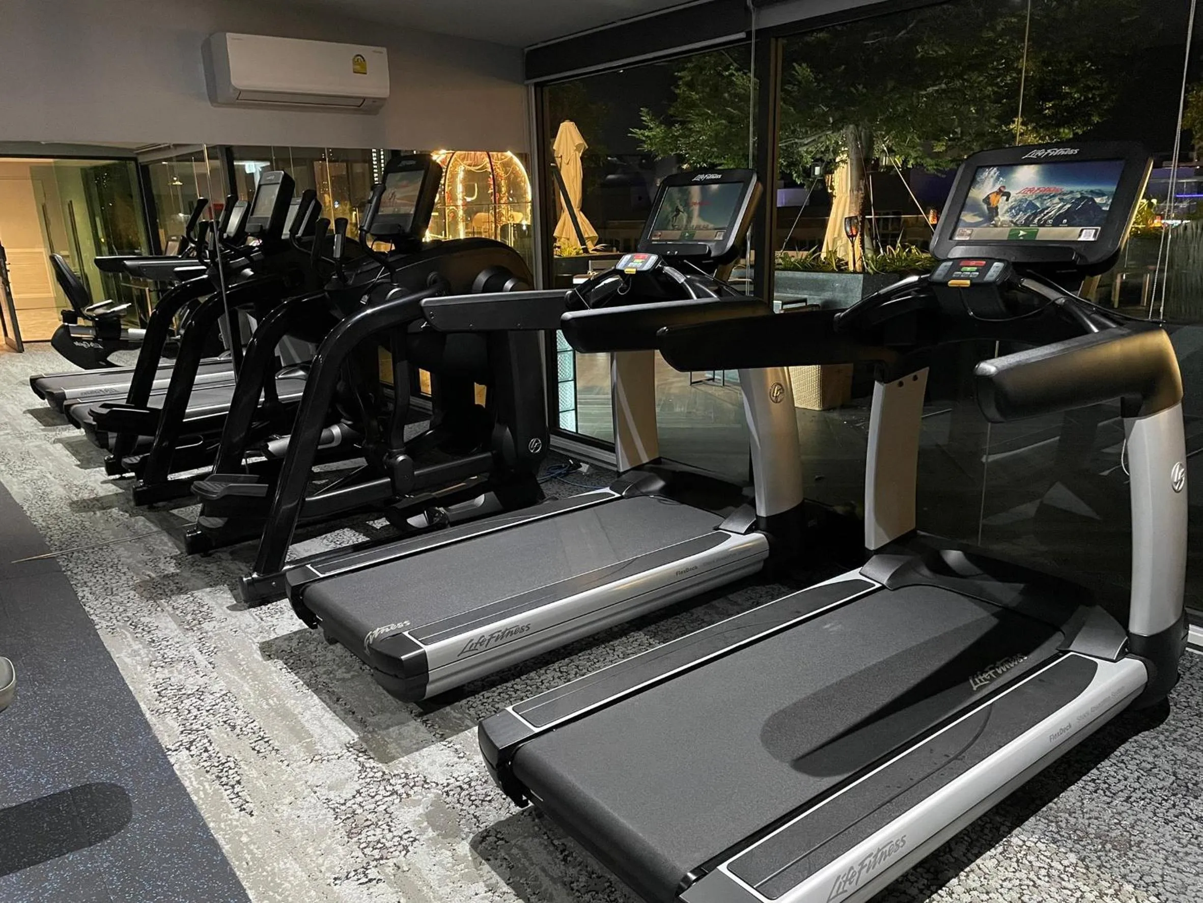Fitness centre/facilities in Amethyst Hotel Pattaya