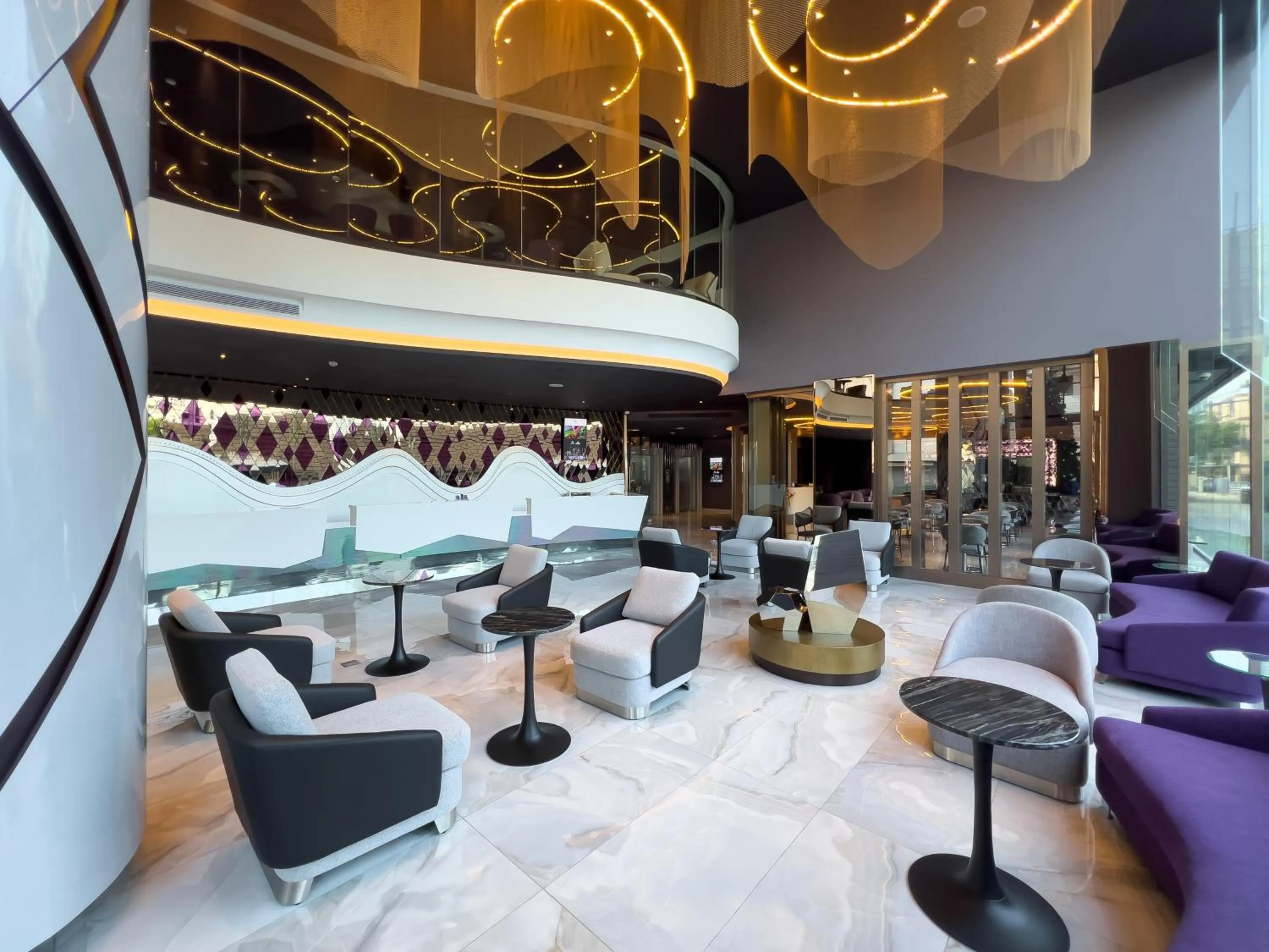 Lobby or reception in Amethyst Hotel Pattaya