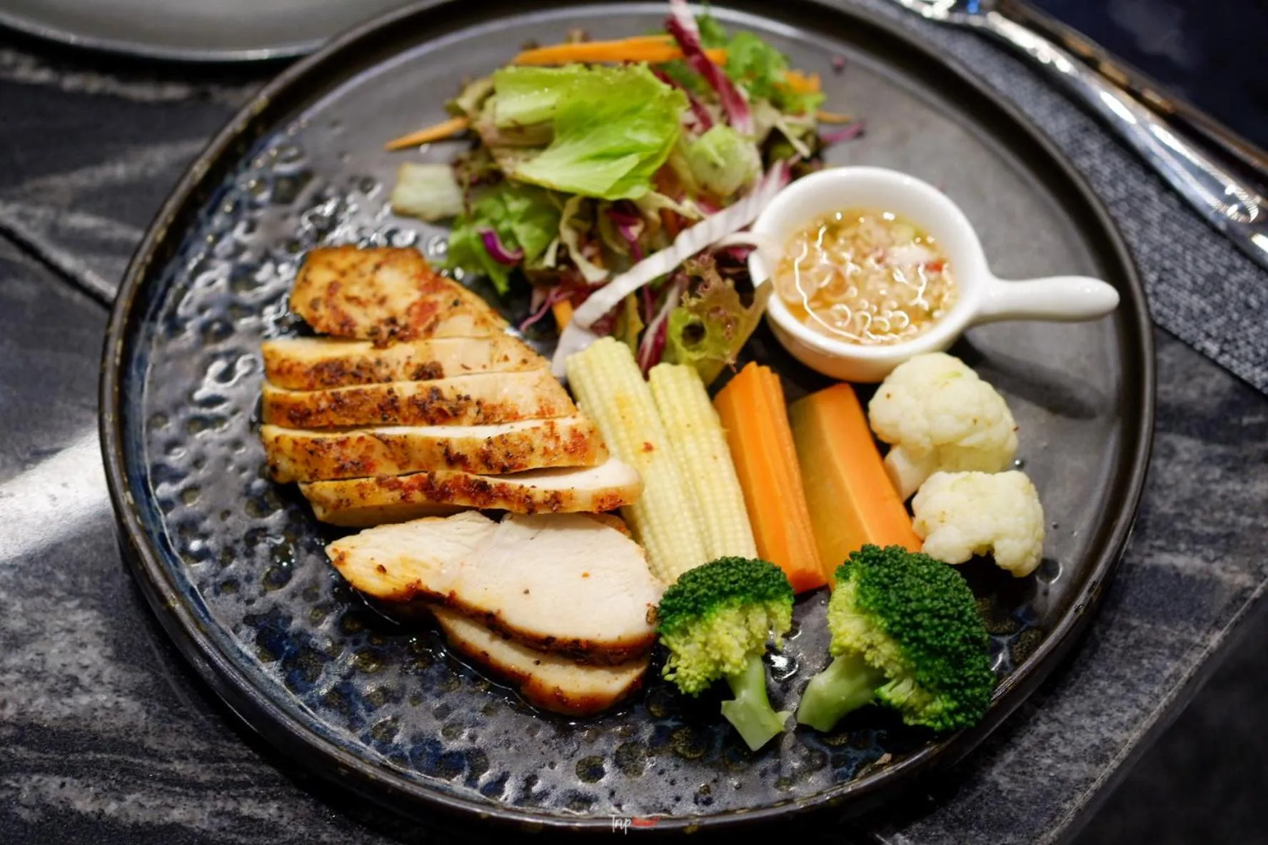 Restaurant/places to eat in Amethyst Hotel Pattaya