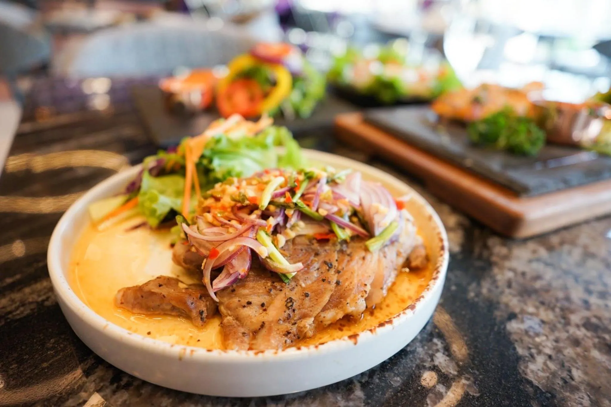 Restaurant/places to eat in Amethyst Hotel Pattaya