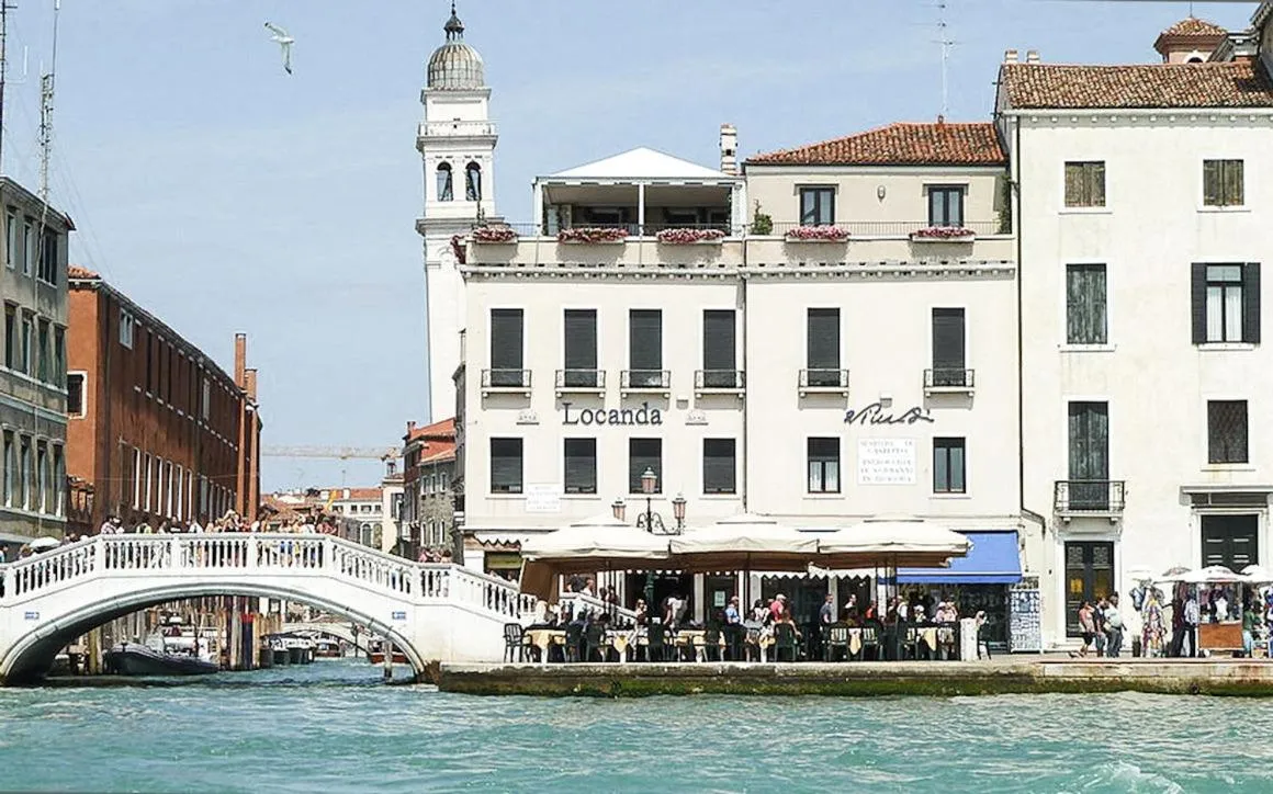 Facade/entrance in Locanda Vivaldi