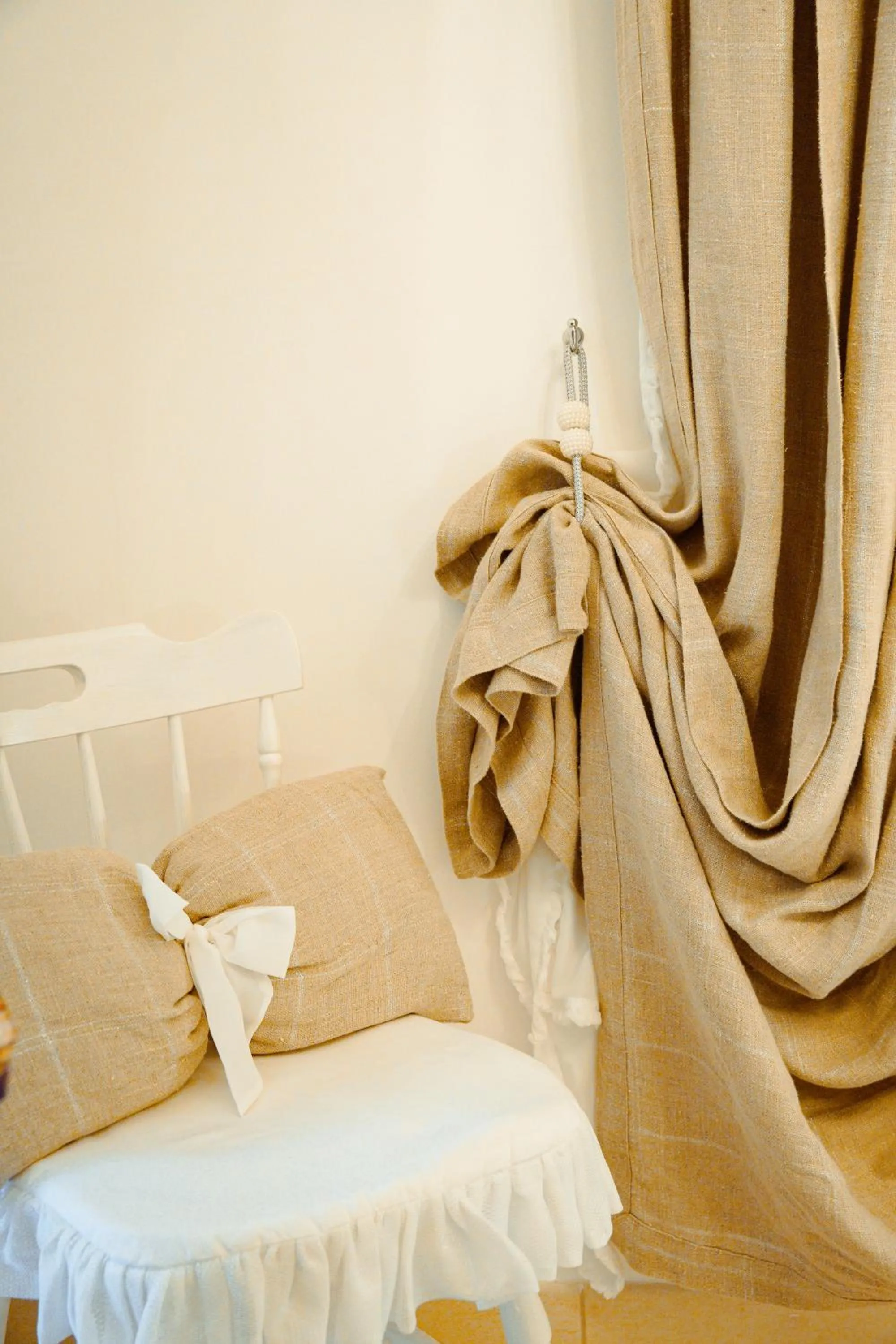 Bedroom, Bed in Cortebbianca