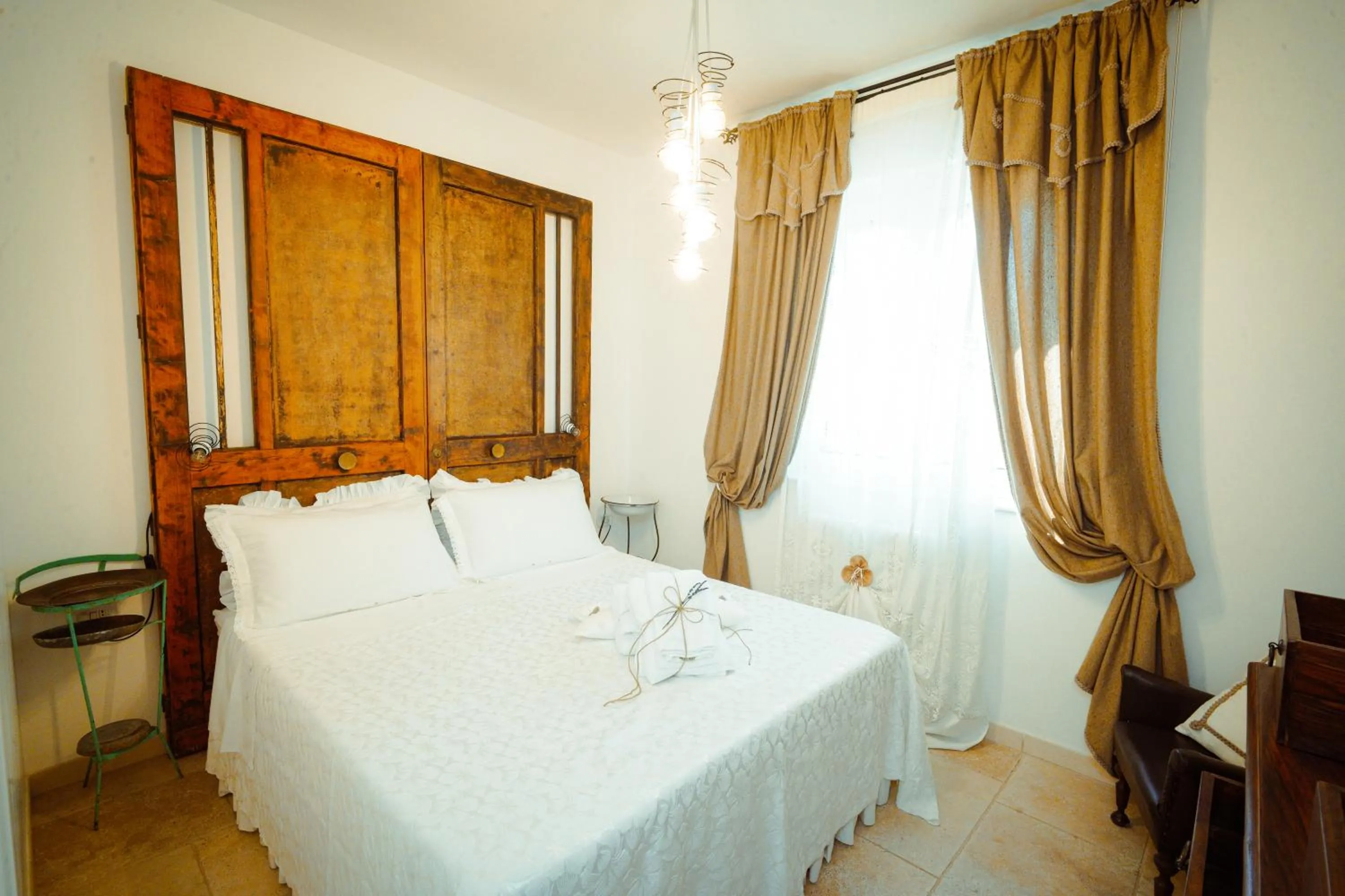 Bedroom, Bed in Cortebbianca