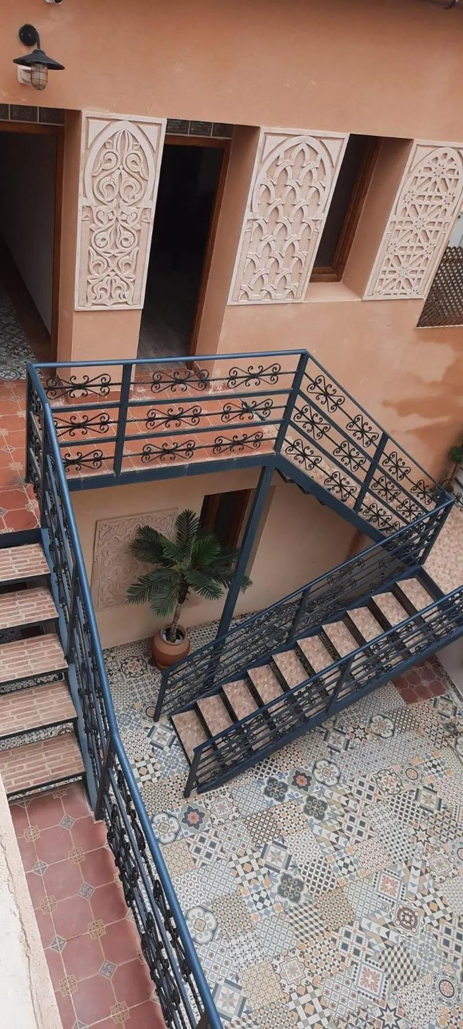 Patio in LA CASA MORISCA