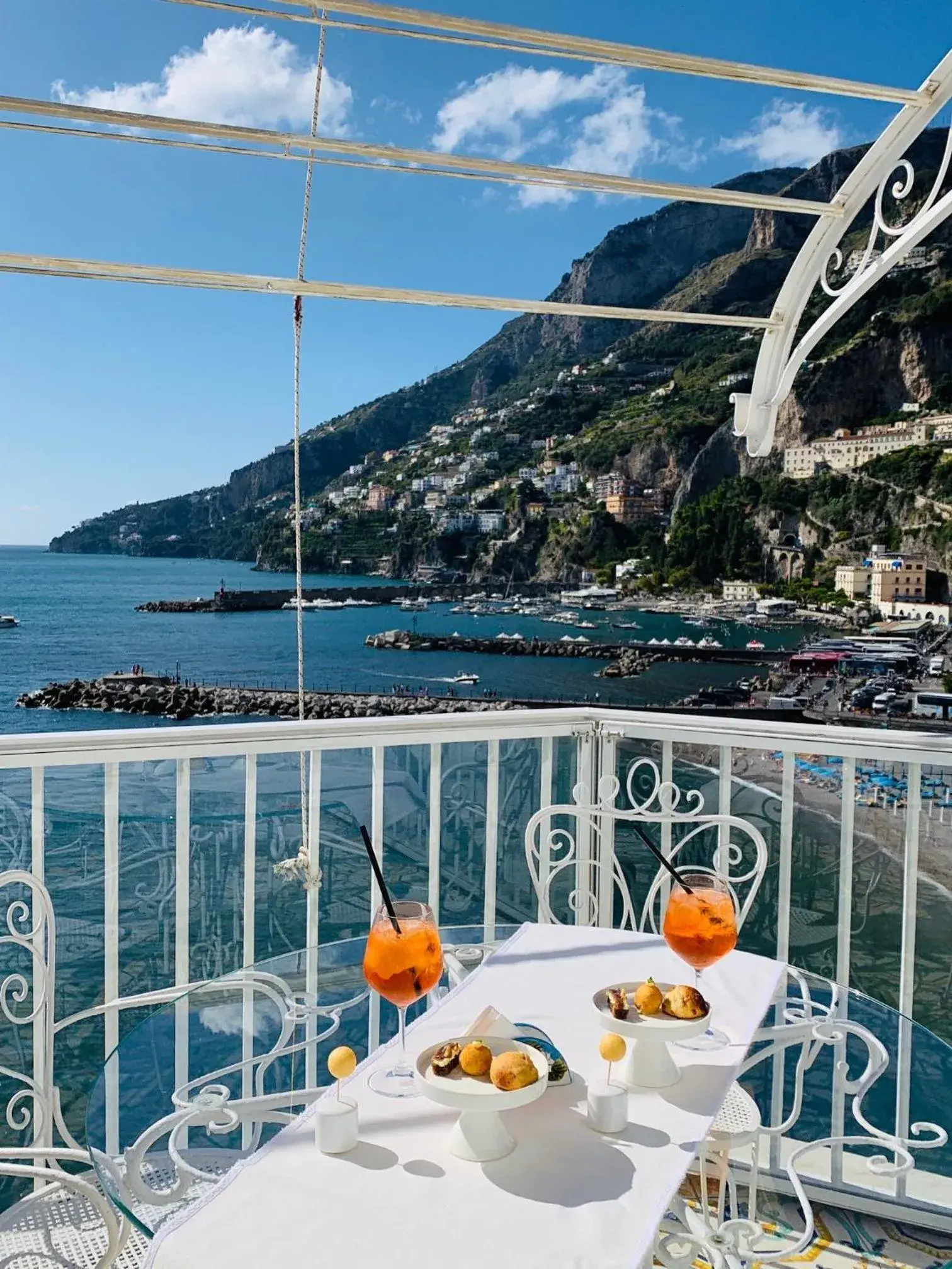 Restaurant/places to eat in Hotel Marina Riviera Restaurant/places to eat in Hotel Marina Riviera