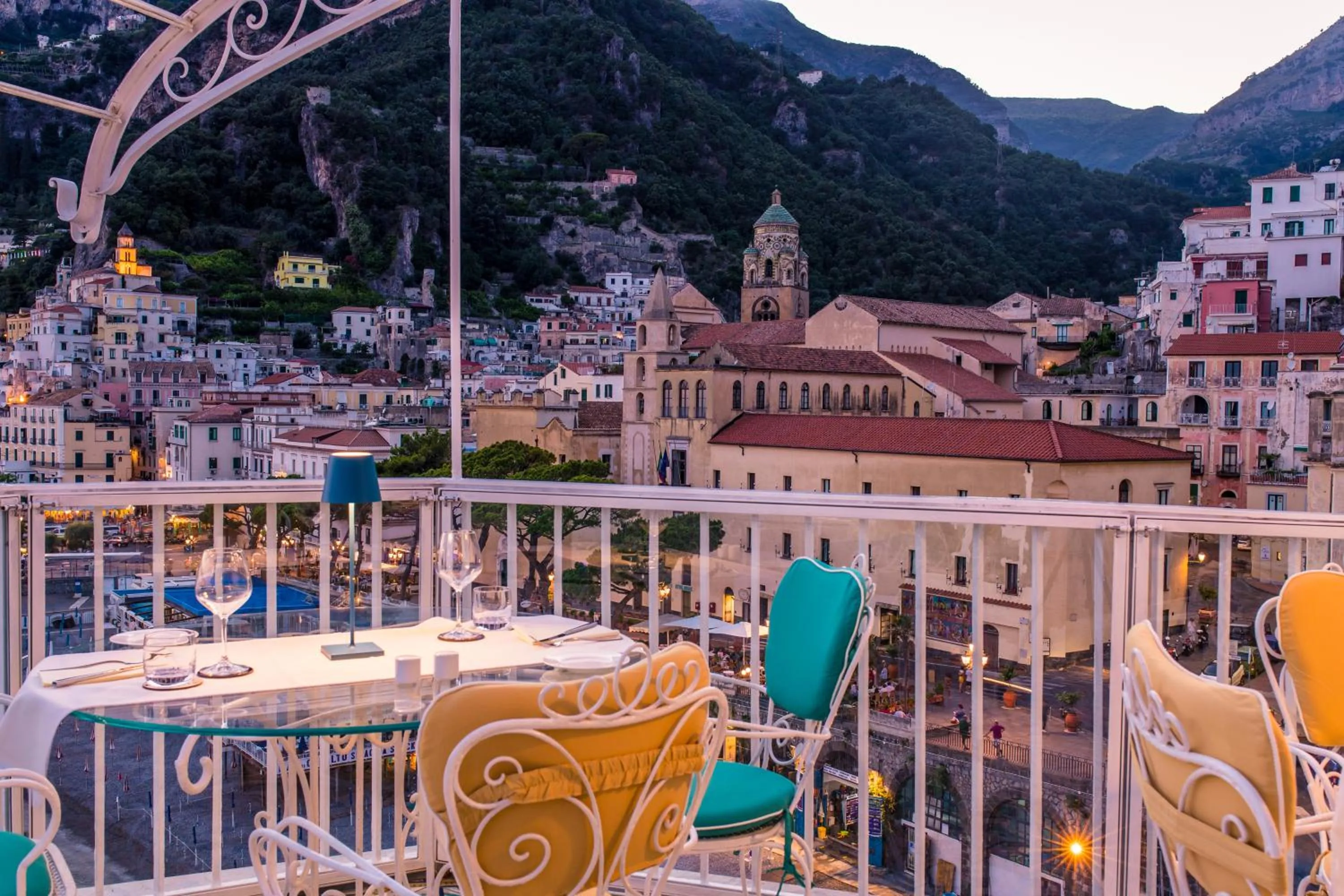 Restaurant/places to eat in Hotel Marina Riviera