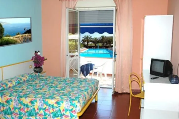 Bed in Hotel Seven Residence