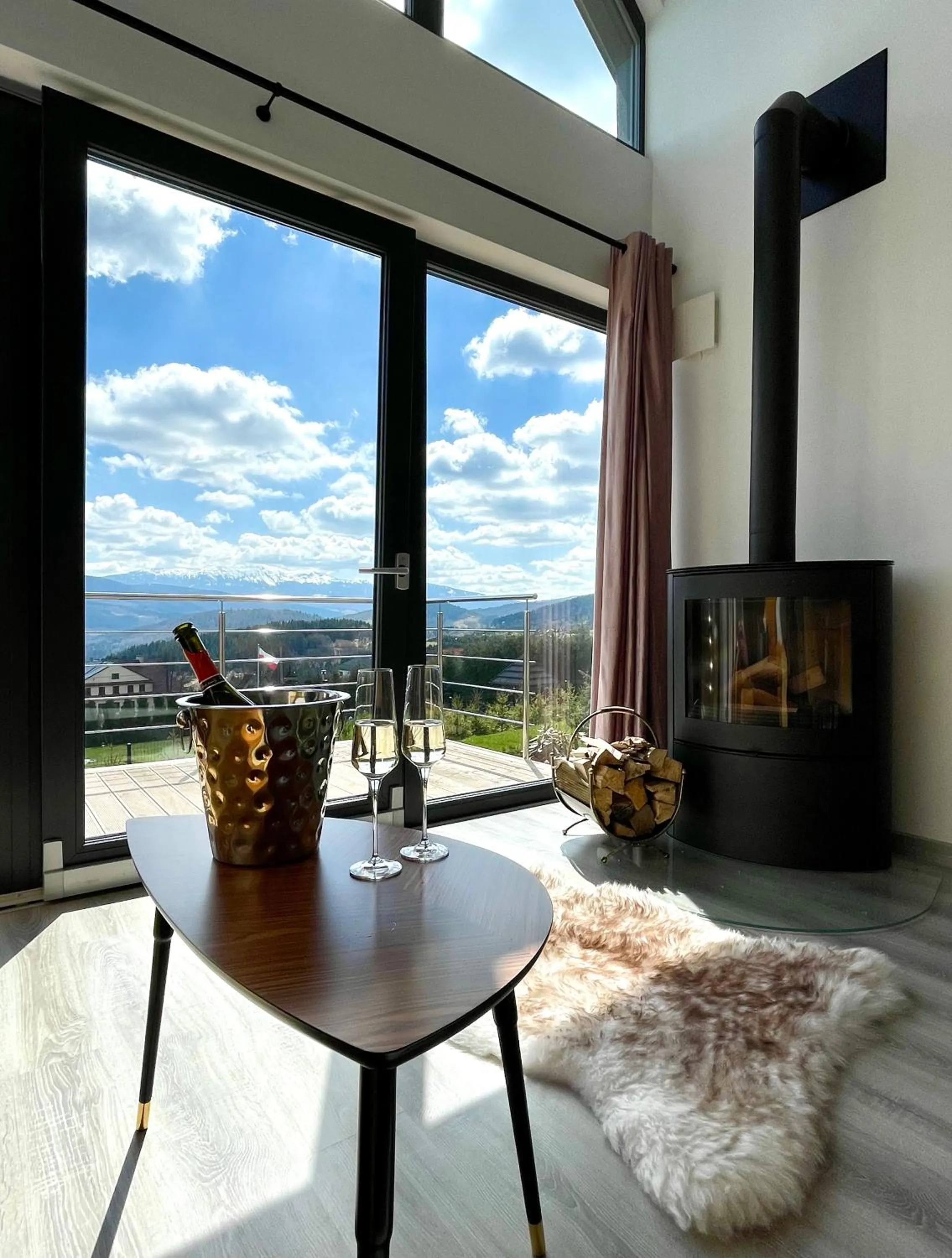 Mountain view in Cuda Natury - Niebo, Wiatr, Ziemia