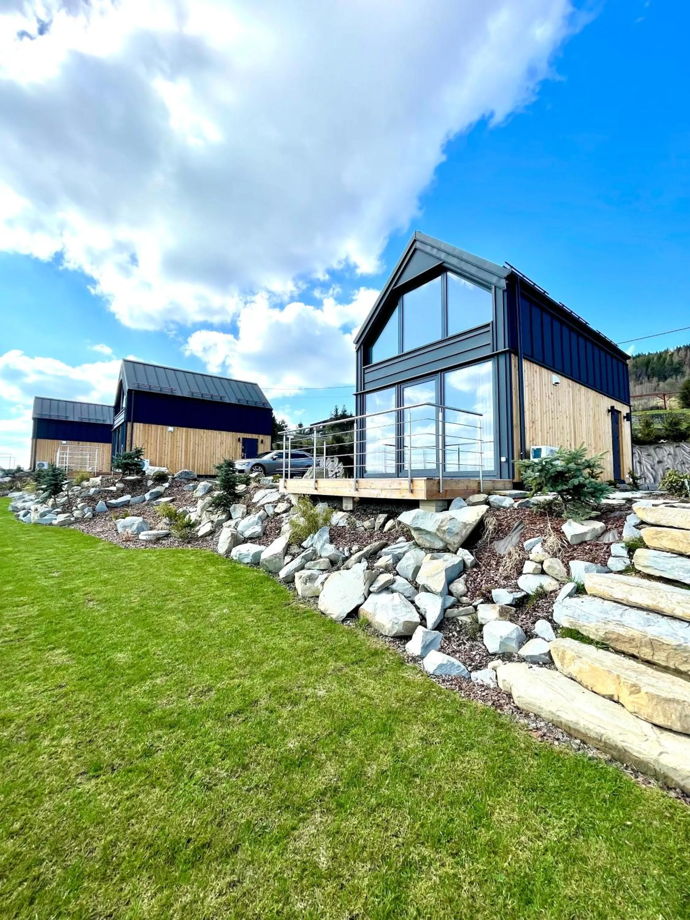 Property building in Cuda Natury - Niebo, Wiatr, Ziemia