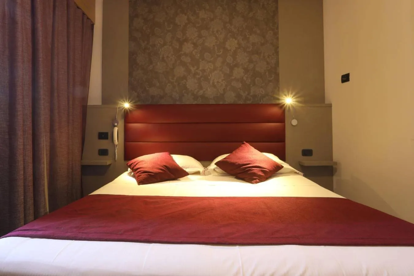 Bed in Hotels Campus