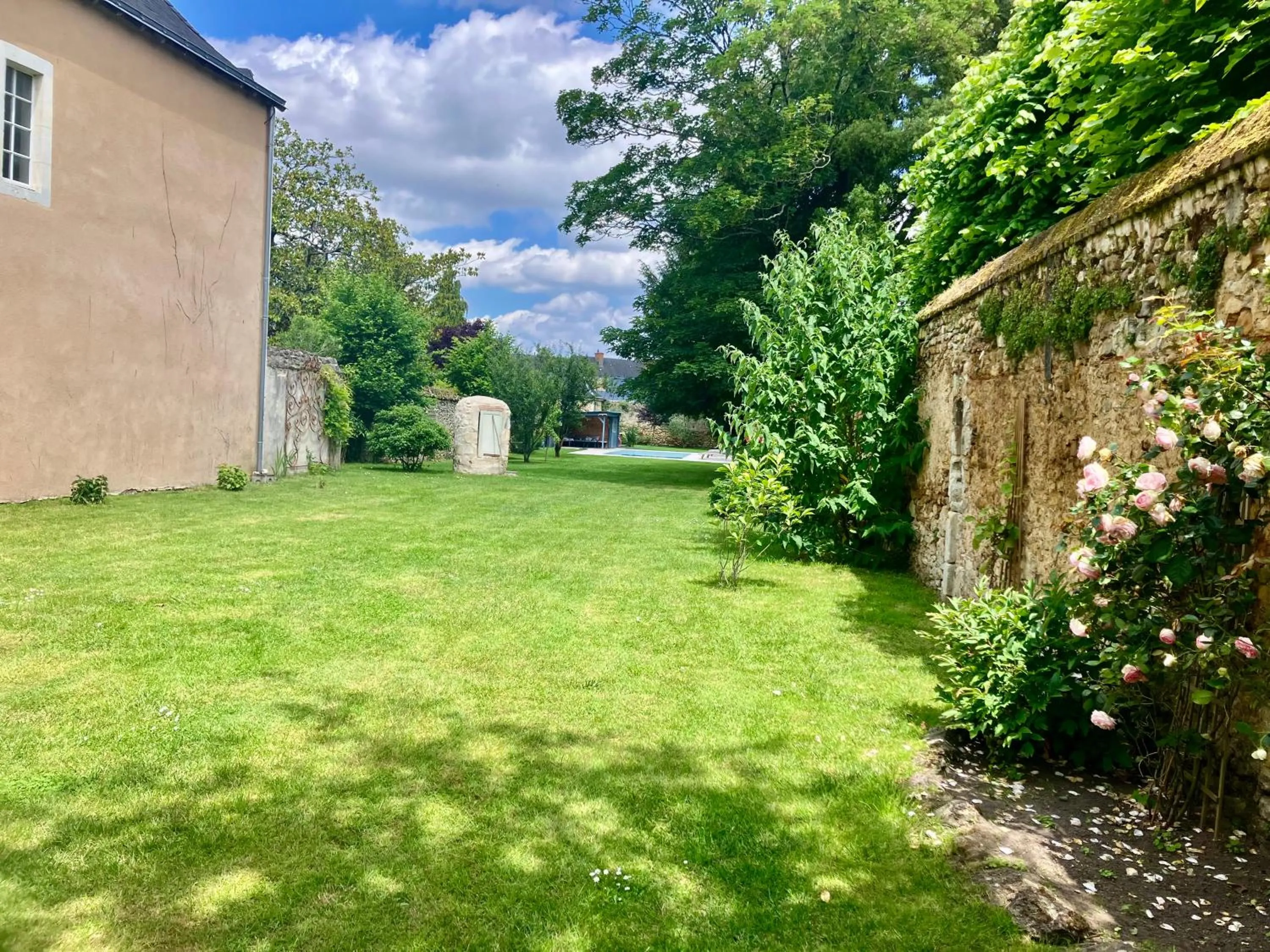 Garden in Chambre Sixtine