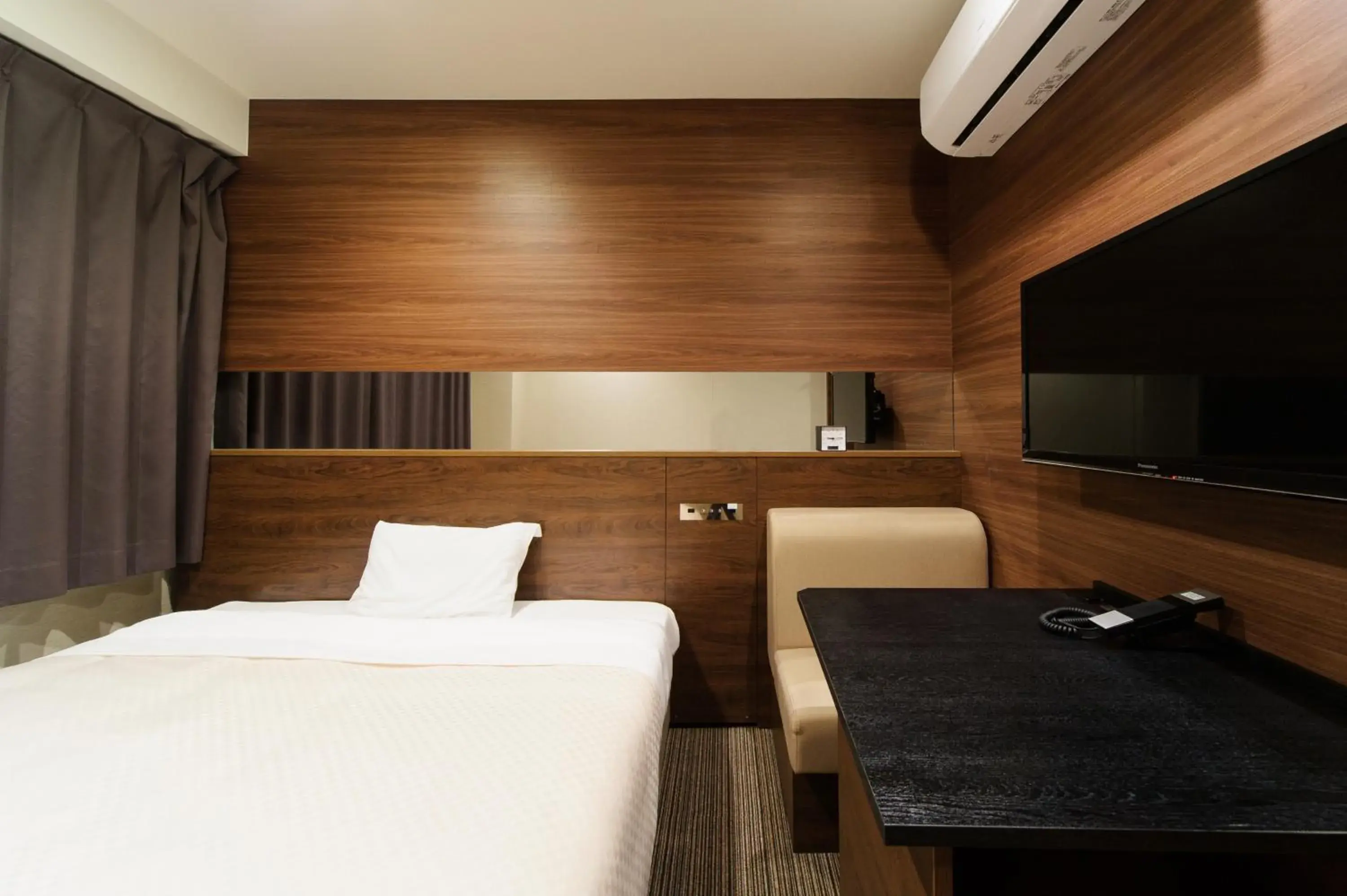 Bed in Osaka Fujiya Hotel Bed in Osaka Fujiya Hotel