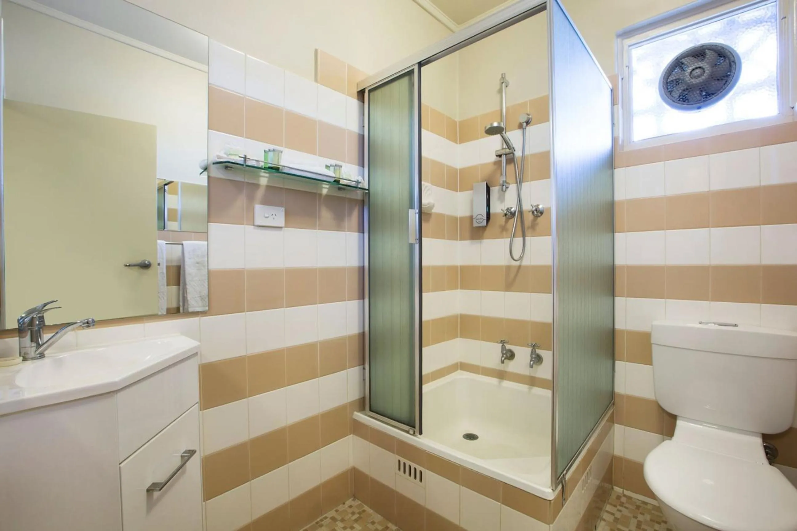 Bathroom in Enfield Hotel