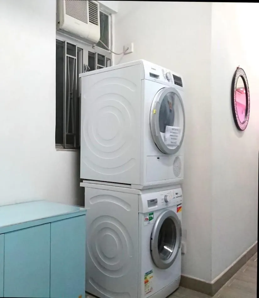 Area and facilities in Check Inn HK