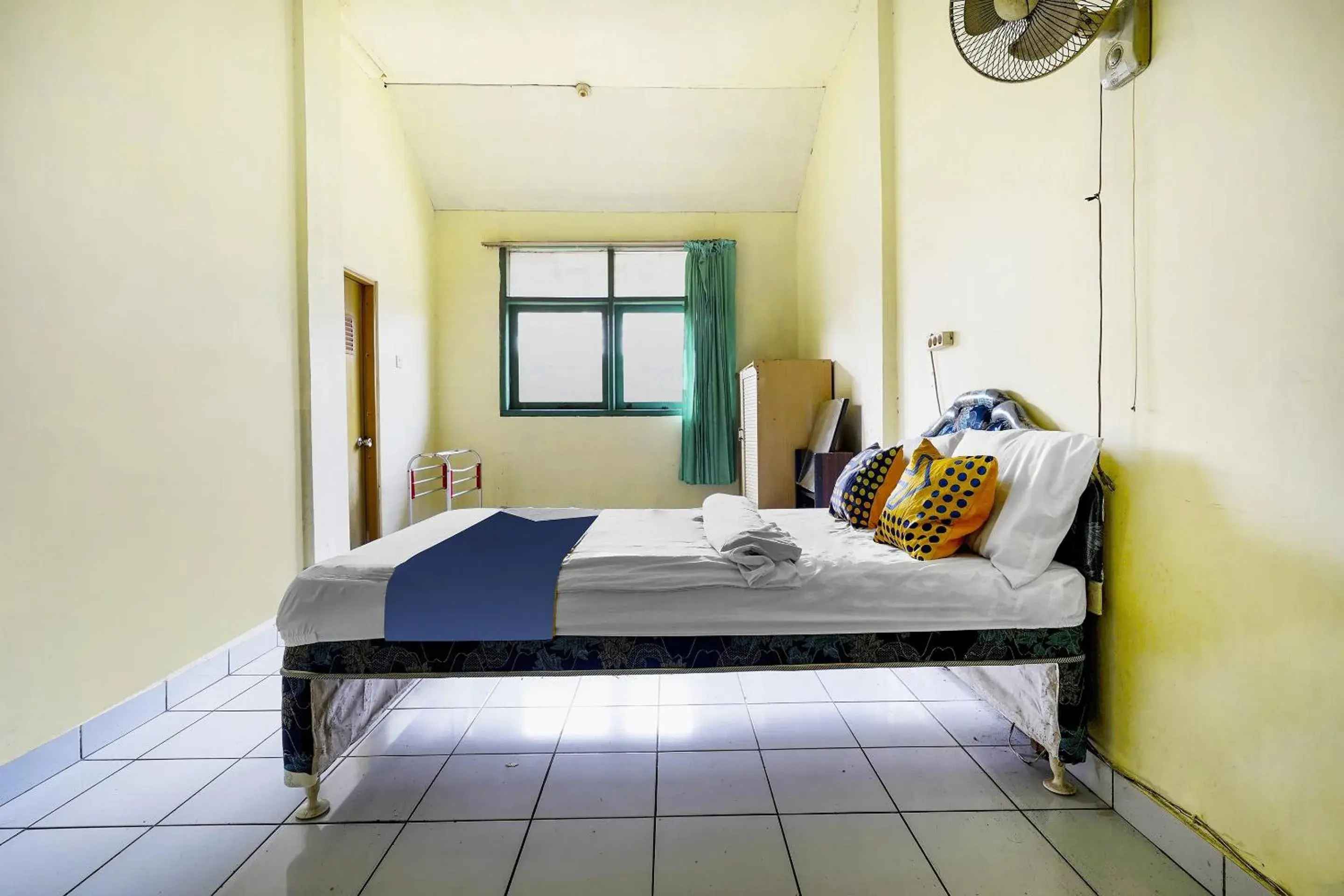 Bedroom, Bed in Hotel O Wisma Lec Syariah Bedroom, Bed in Hotel O Wisma Lec Syariah