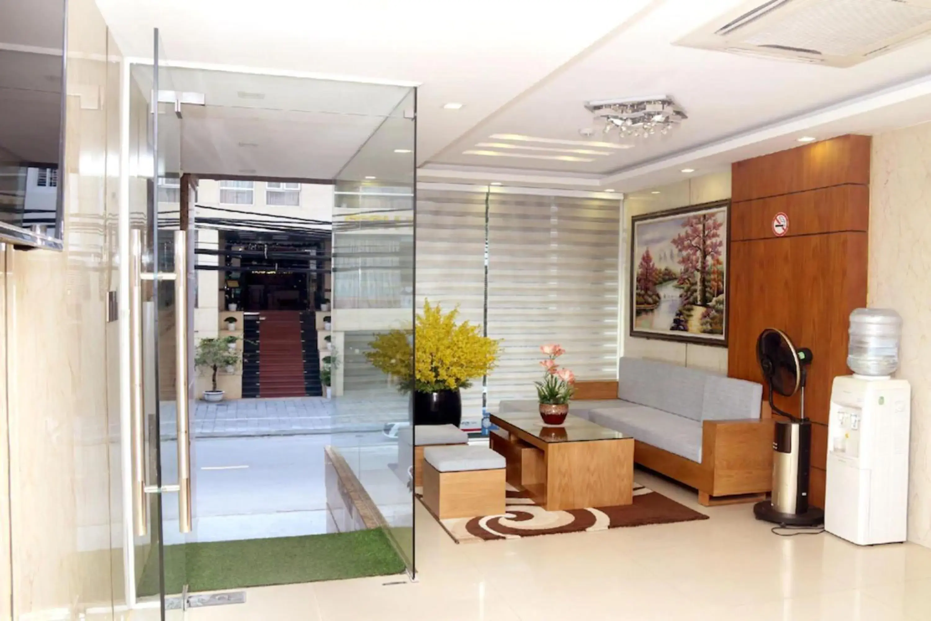 Lobby or reception in Valentine Hotel Lobby or reception in Valentine Hotel