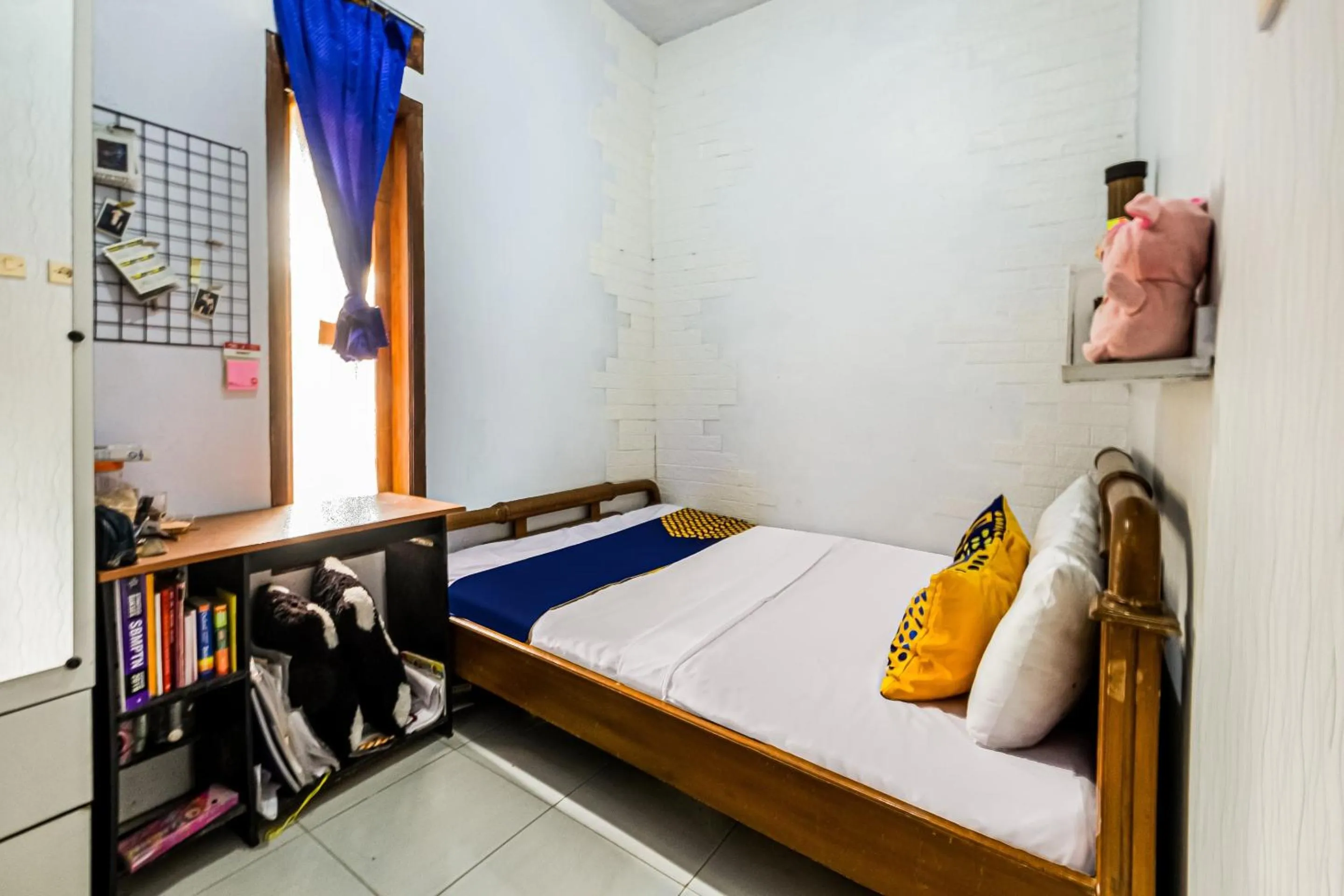 Bedroom, Bed in Hotel O Desa Wisata Santanamekar