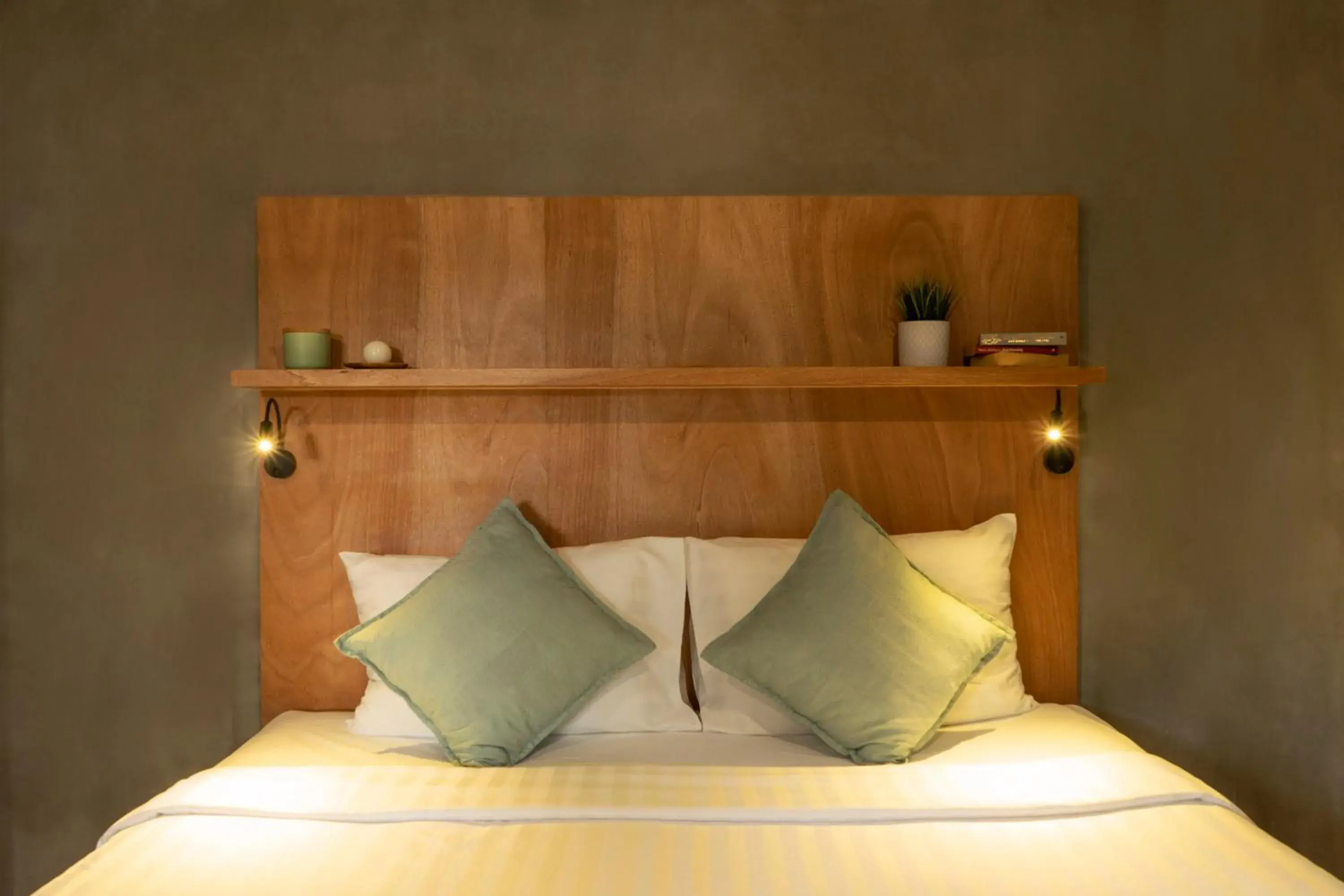 Bed in Escape Beach Resort - New Look & Improved Bed in Escape Beach Resort - New Look & Improved