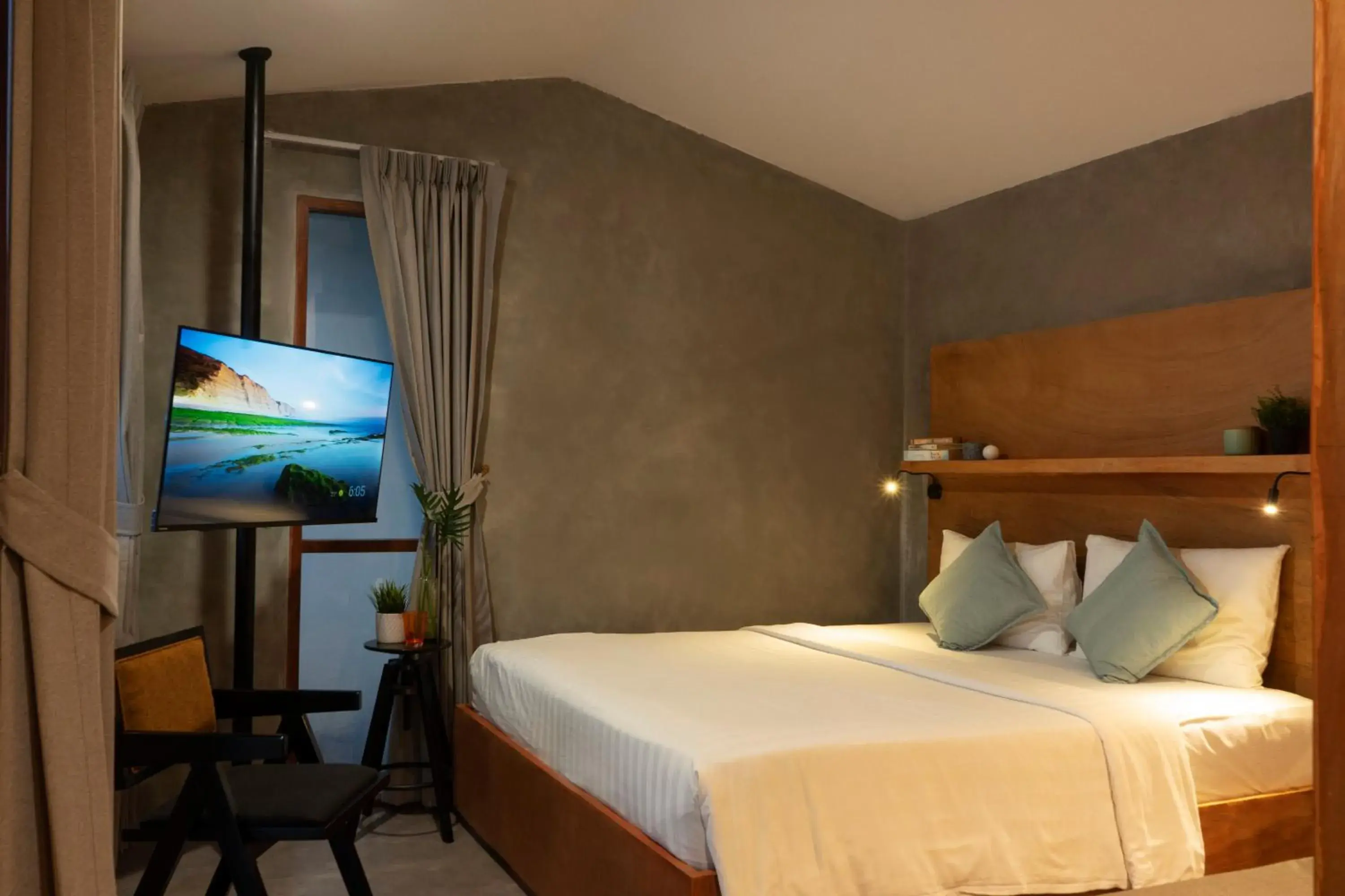 Bed in Escape Beach Resort - New Look & Improved Bed in Escape Beach Resort - New Look & Improved