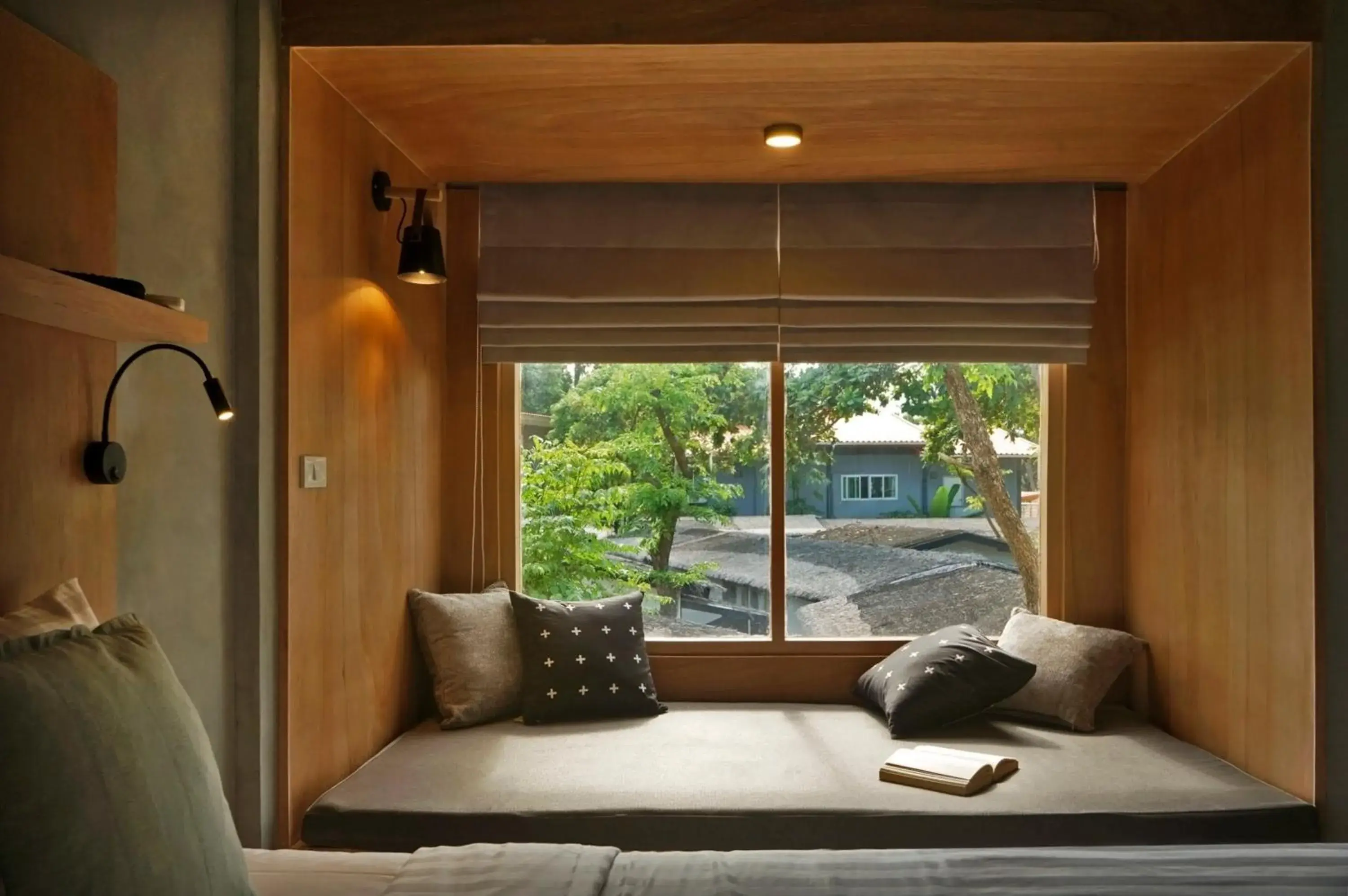 Bed in Escape Beach Resort - New Look & Improved Bed in Escape Beach Resort - New Look & Improved