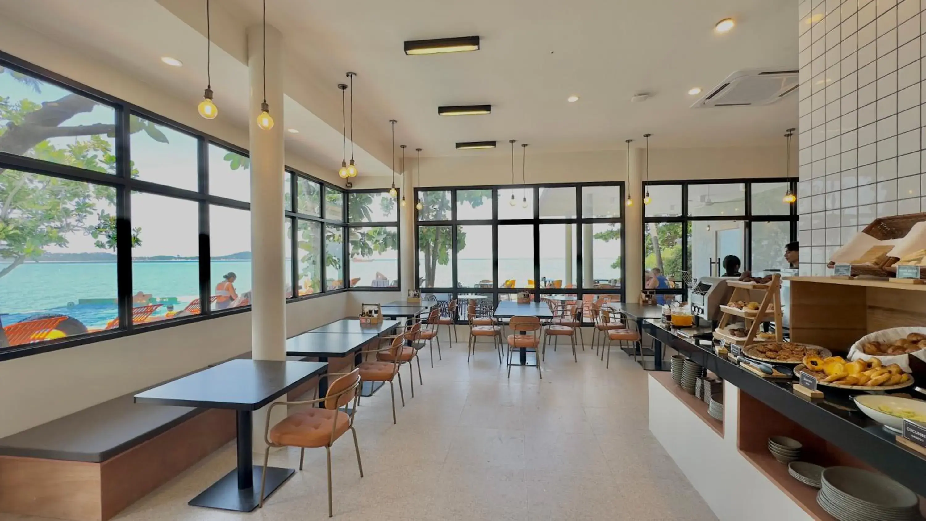 Restaurant/places to eat in Escape Beach Resort - New Look & Improved Restaurant/places to eat in Escape Beach Resort - New Look & Improved