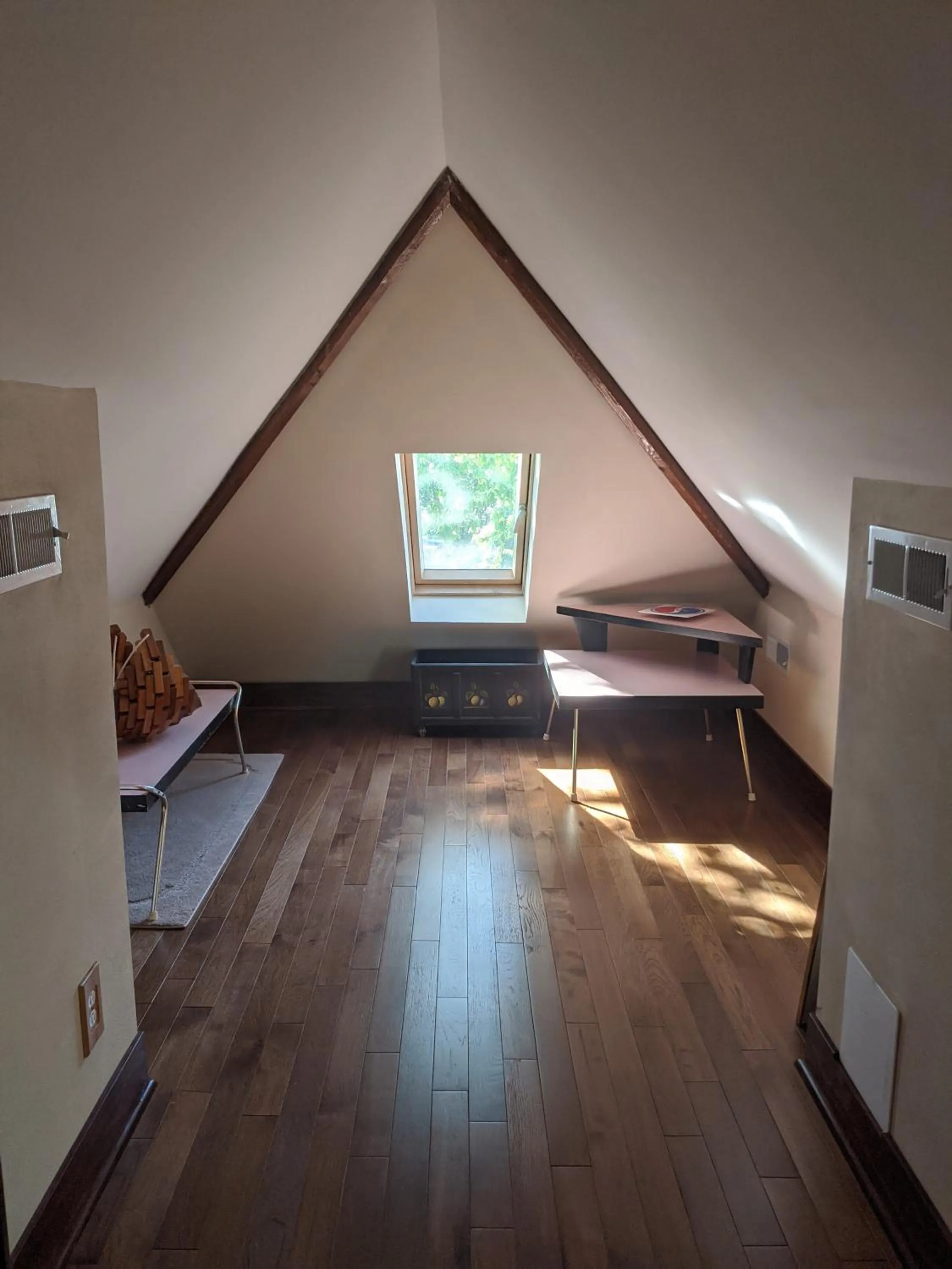 Bed in The Avanti Houses