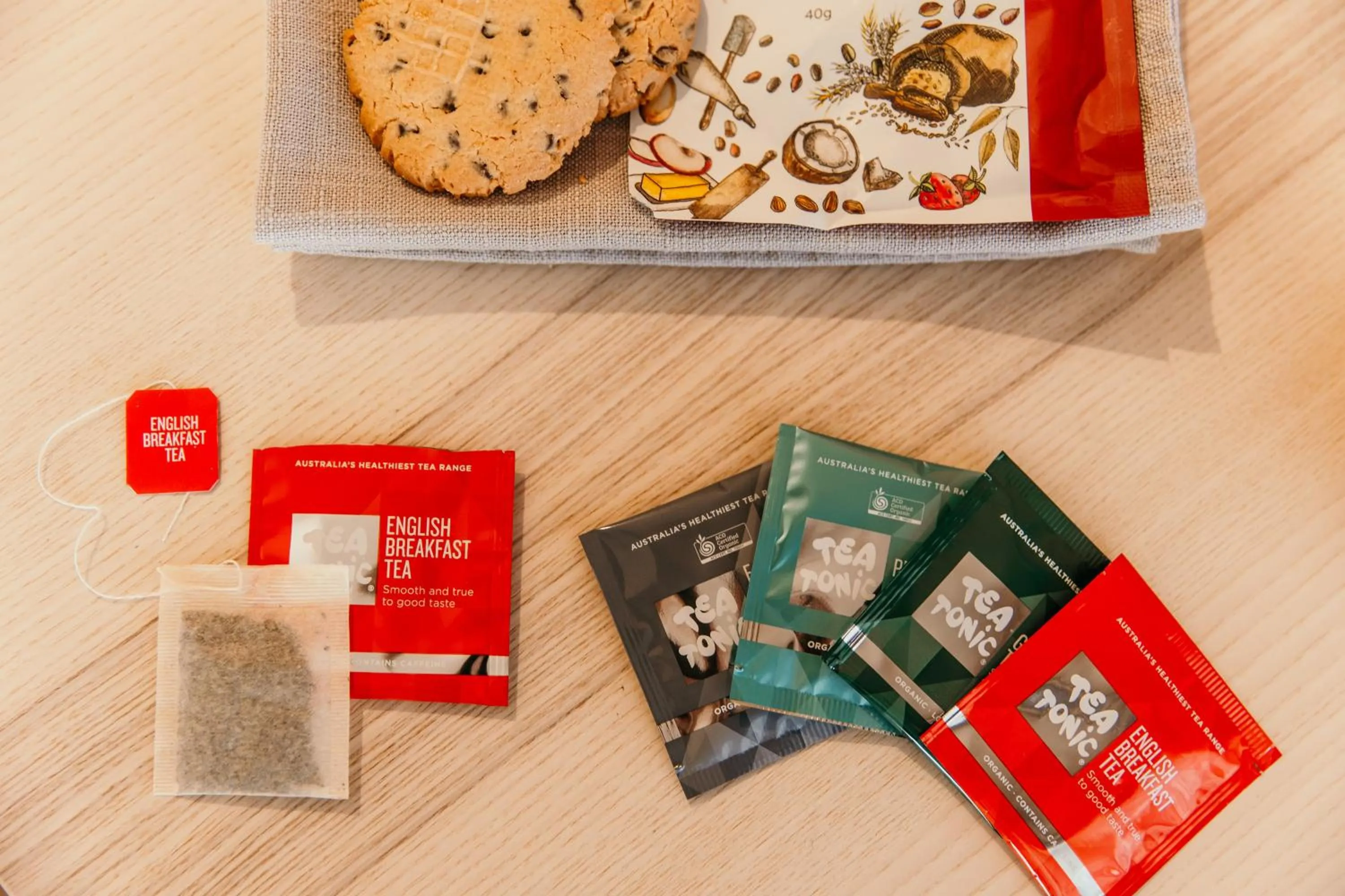 Coffee/tea facilities in Oasis Motor Inn Blackall