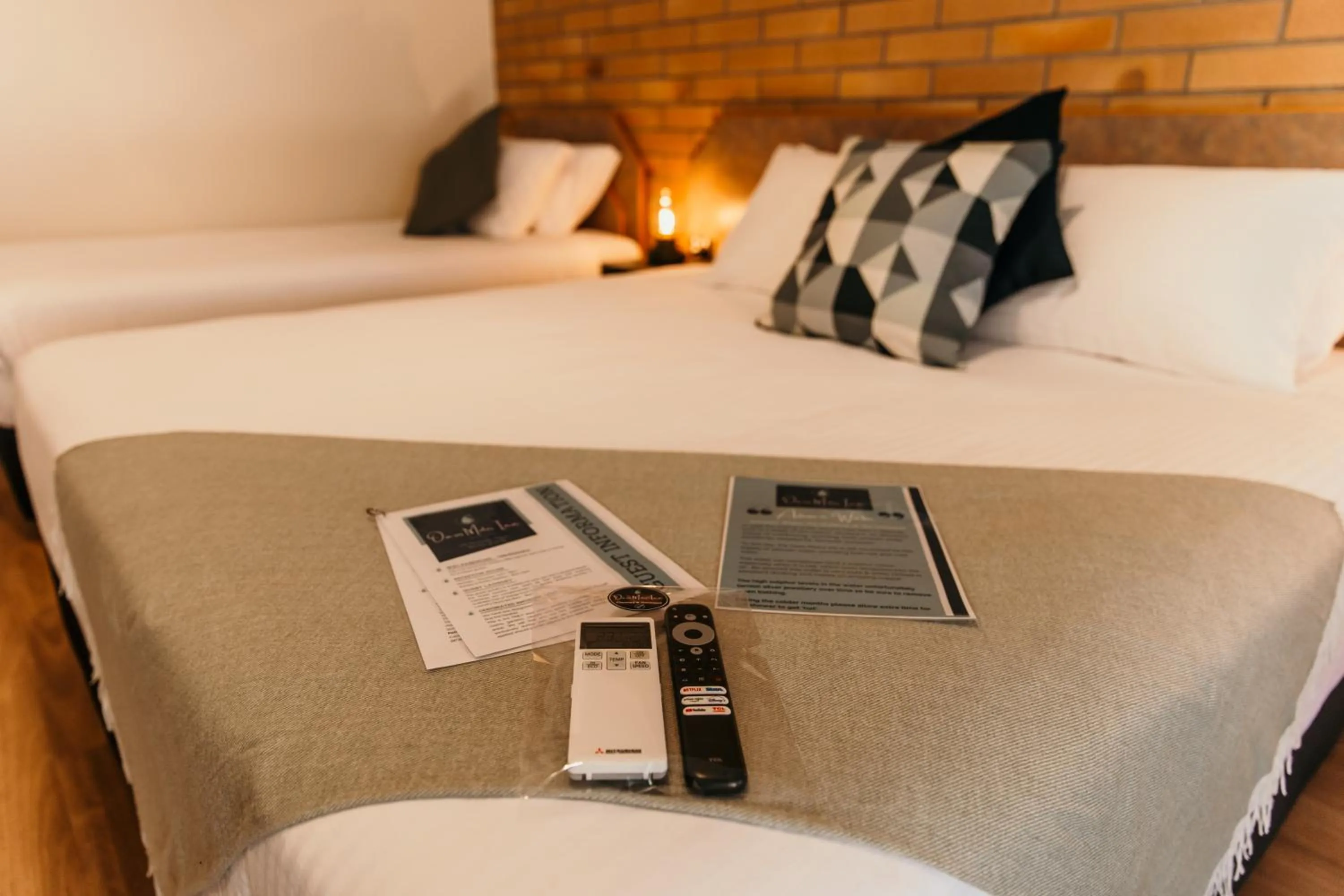 Bed in Oasis Motor Inn Blackall