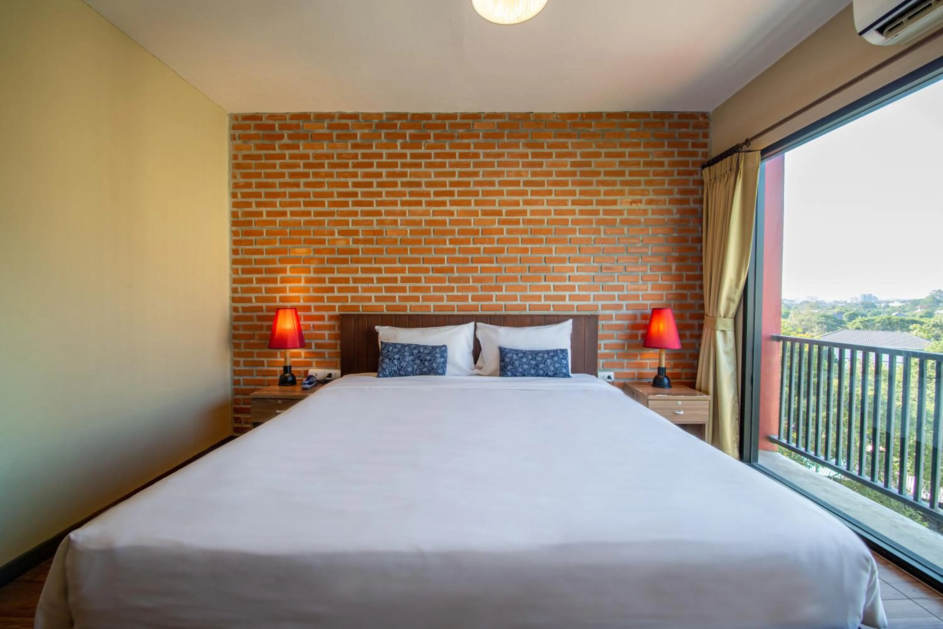 Bedroom, Bed in WE Valley Hotel