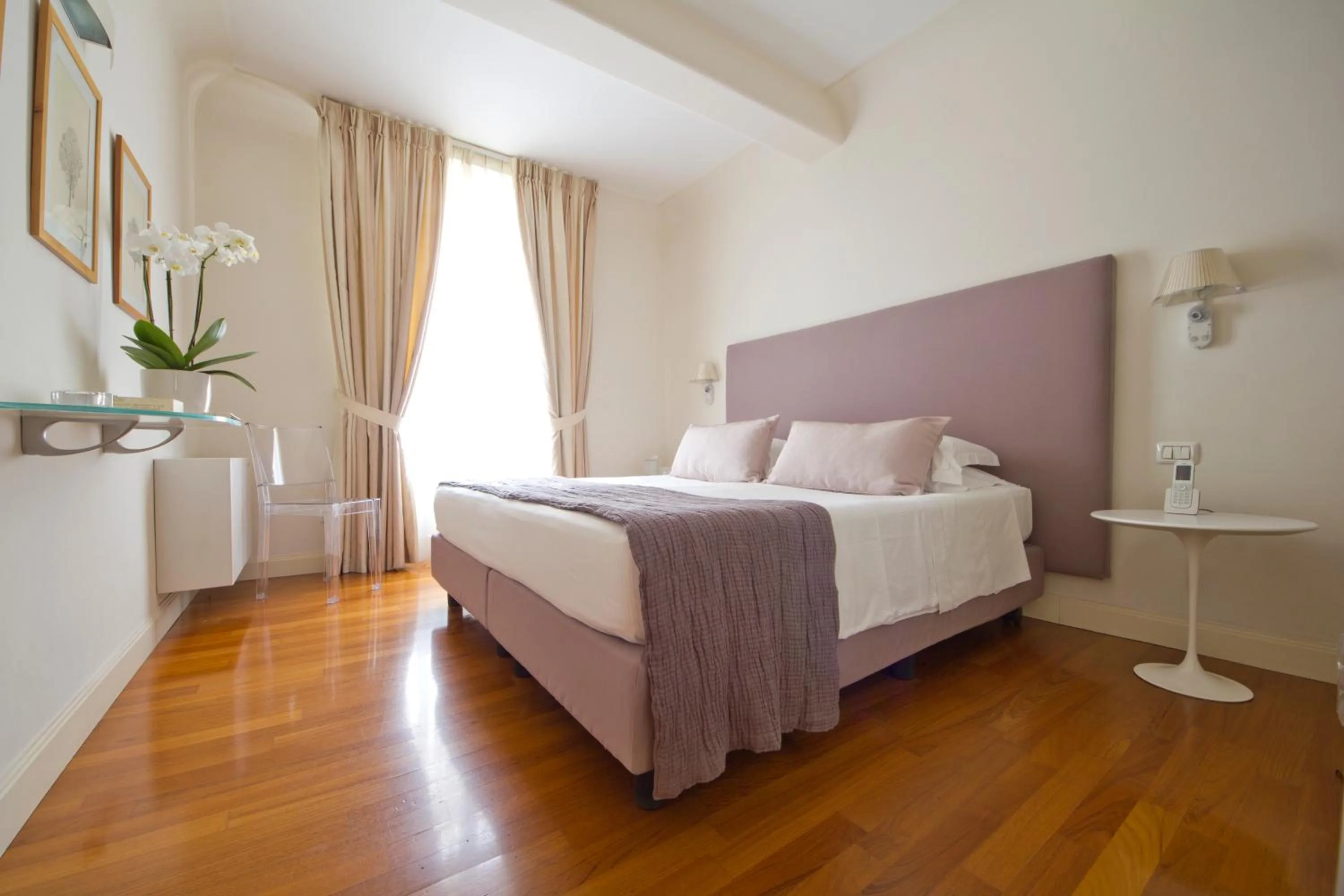 Bedroom, Bed in Residence Hilda