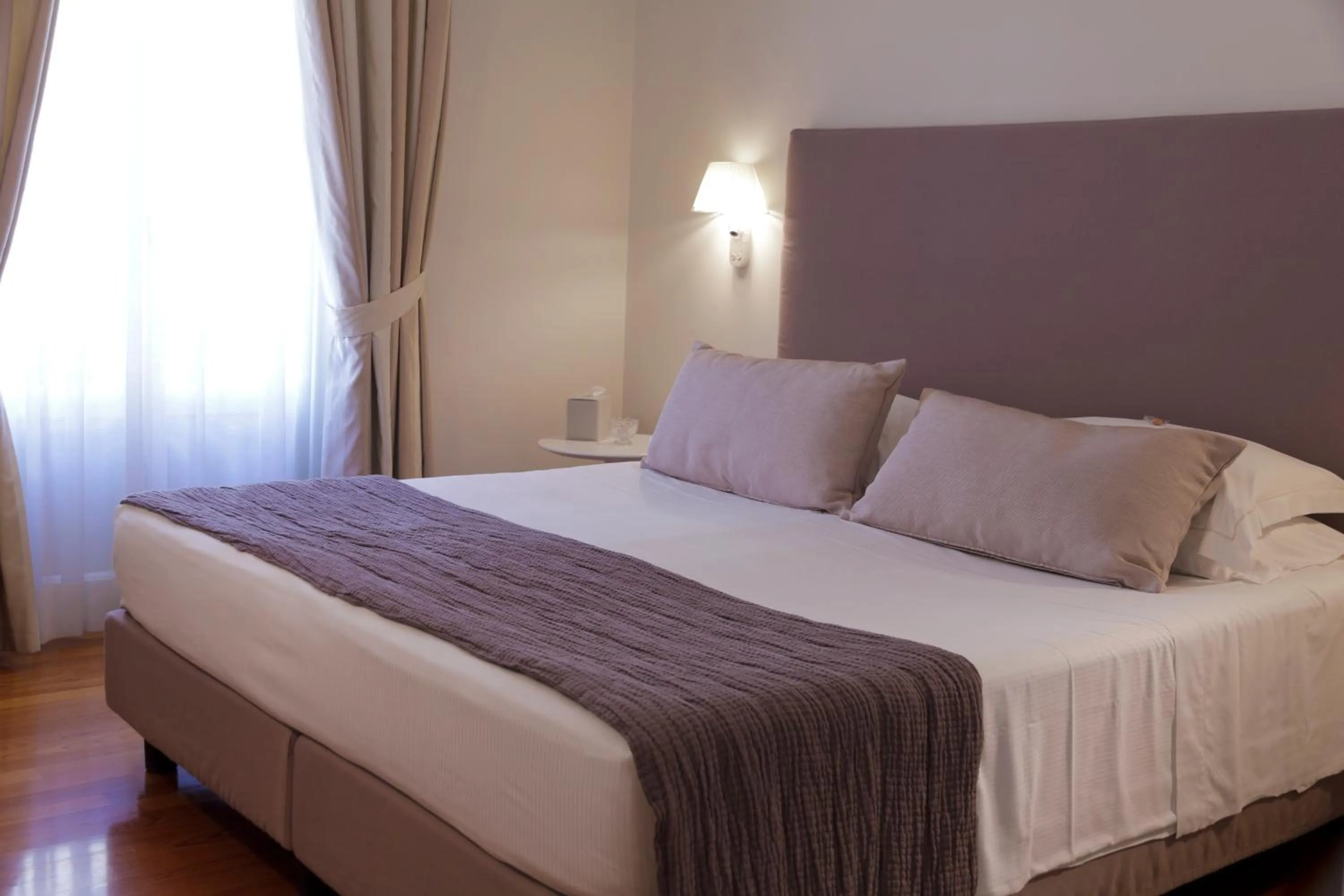 Bedroom, Bed in Residence Hilda