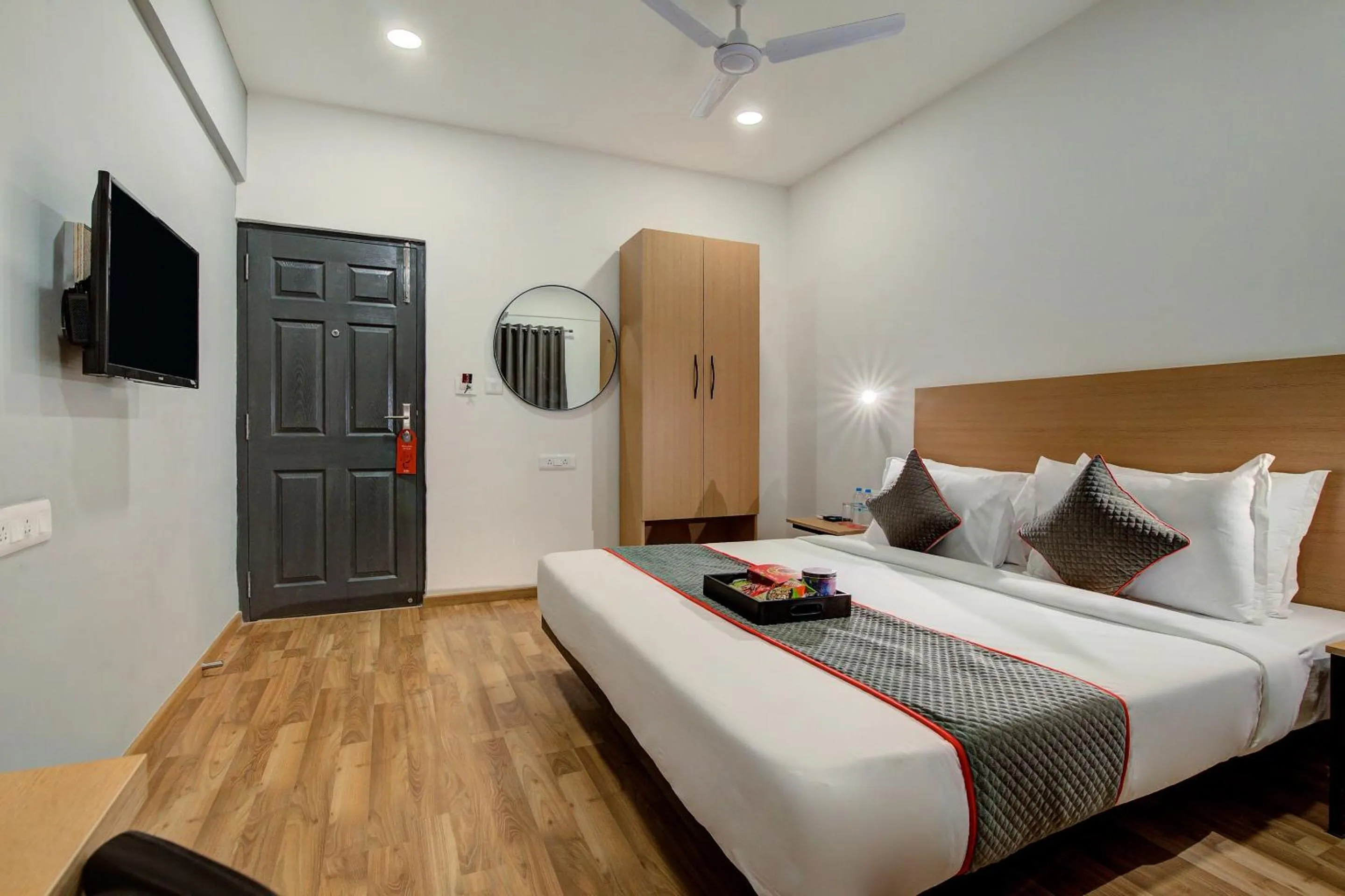 Bedroom, Bed in Hotel O Evergreen