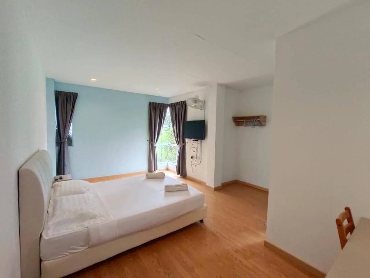 Bed in Dear Dino Villa Cameron Highlands