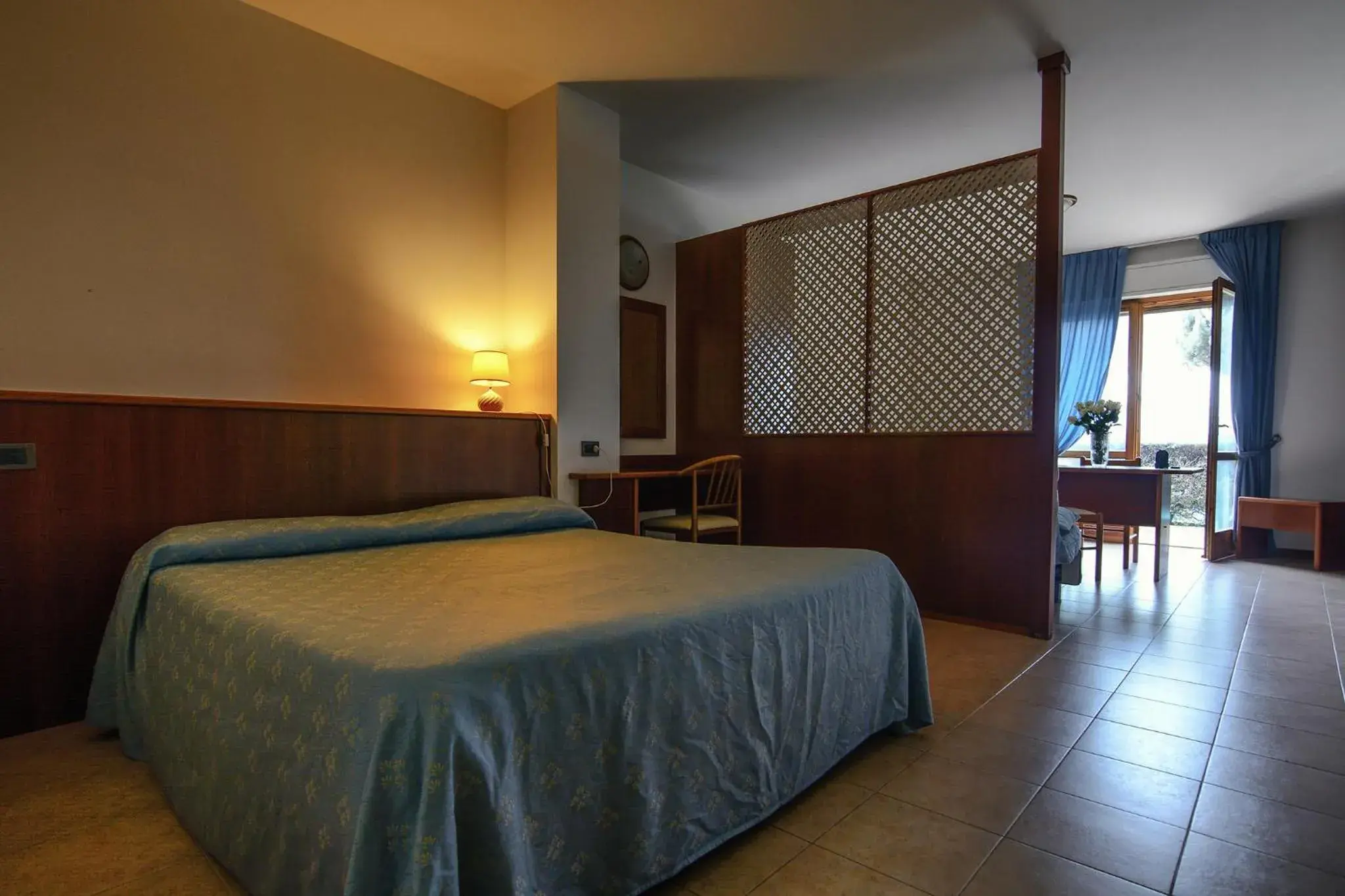 Bed in Hotel Ristorante Il Gabbiano