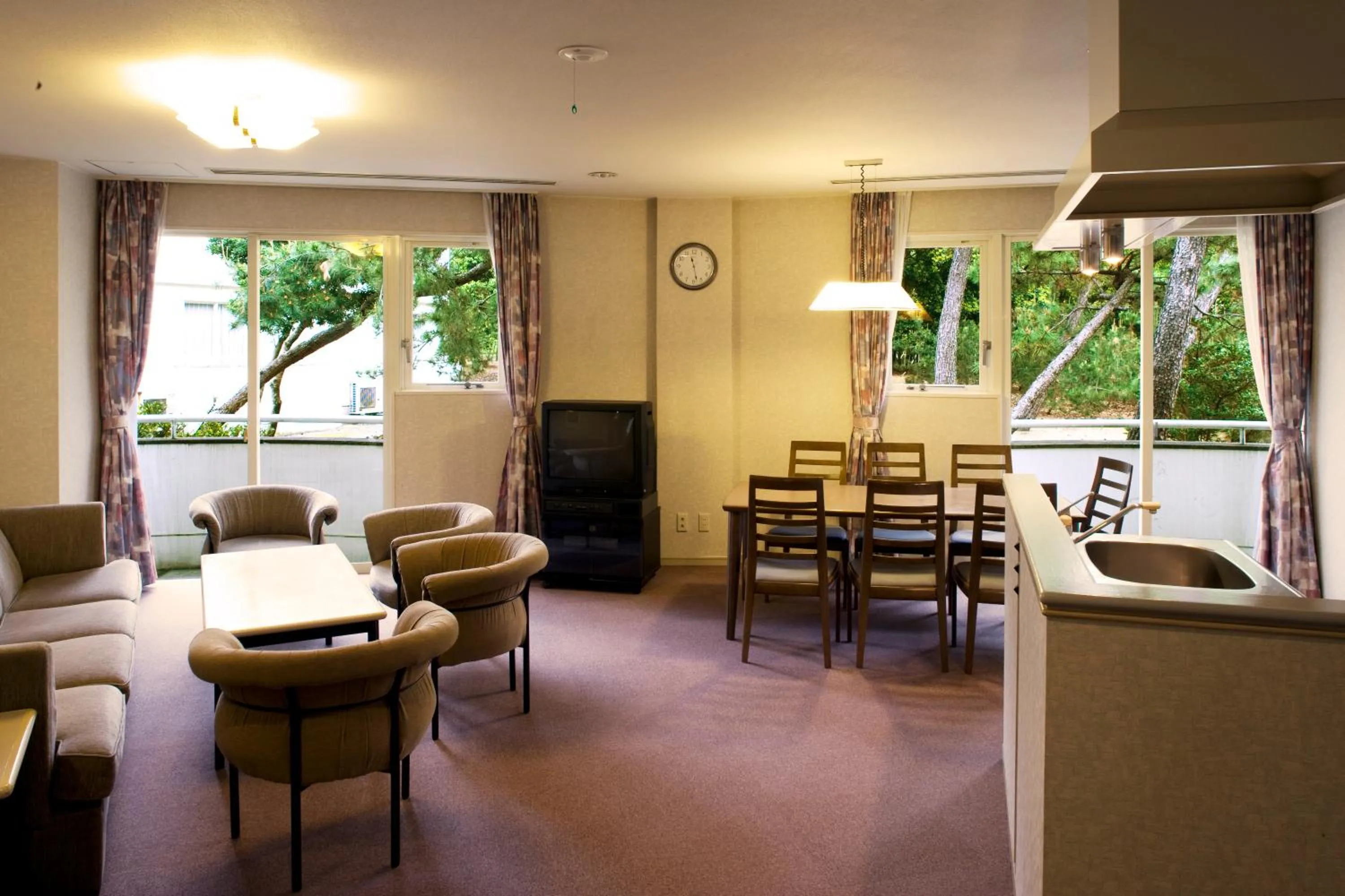 Living room in Luxze Hitotsuba/Cottage Himuka