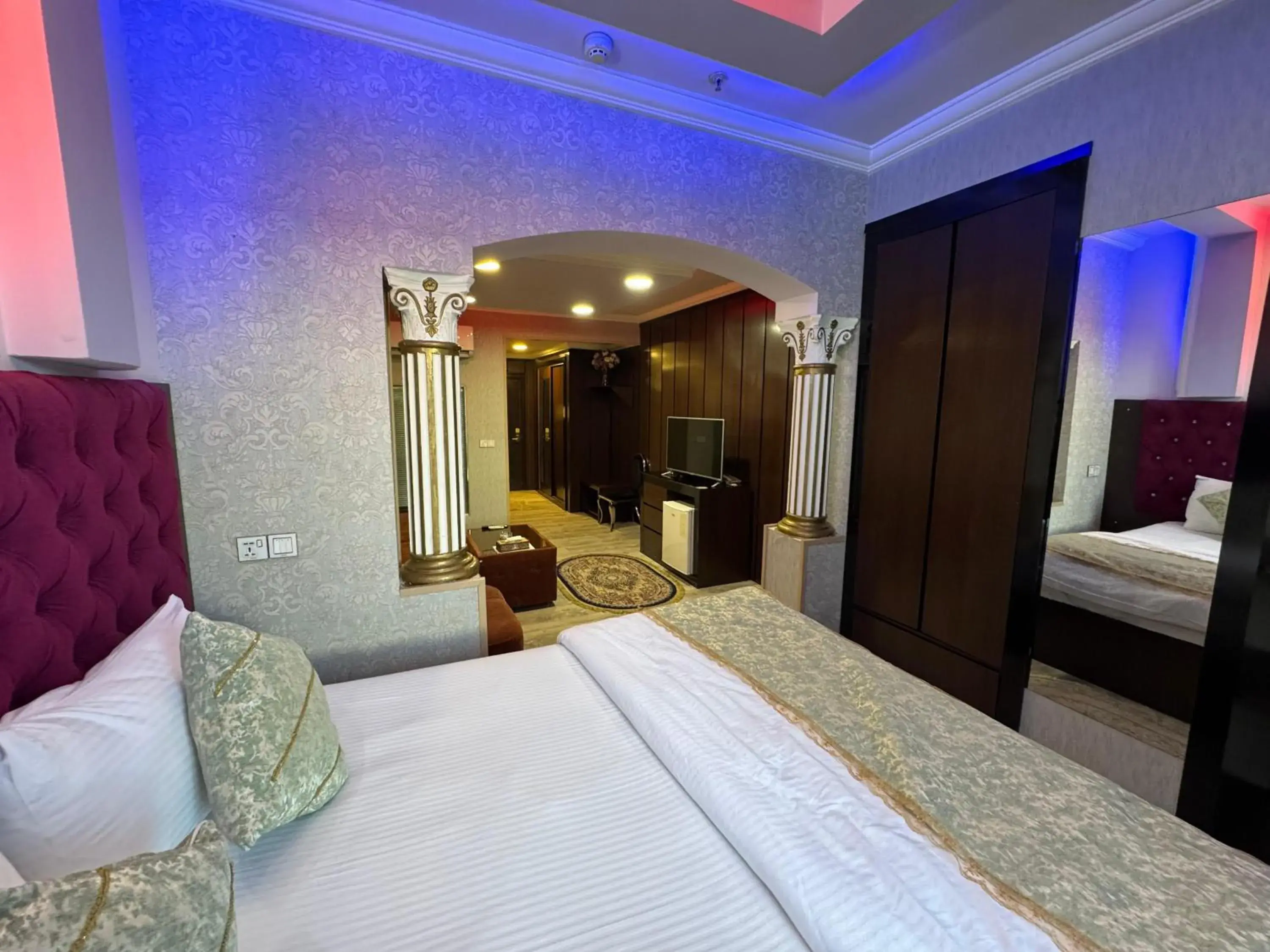 Deluxe King Studio in Al Jawahiri Hotel Deluxe King Studio in Al Jawahiri Hotel