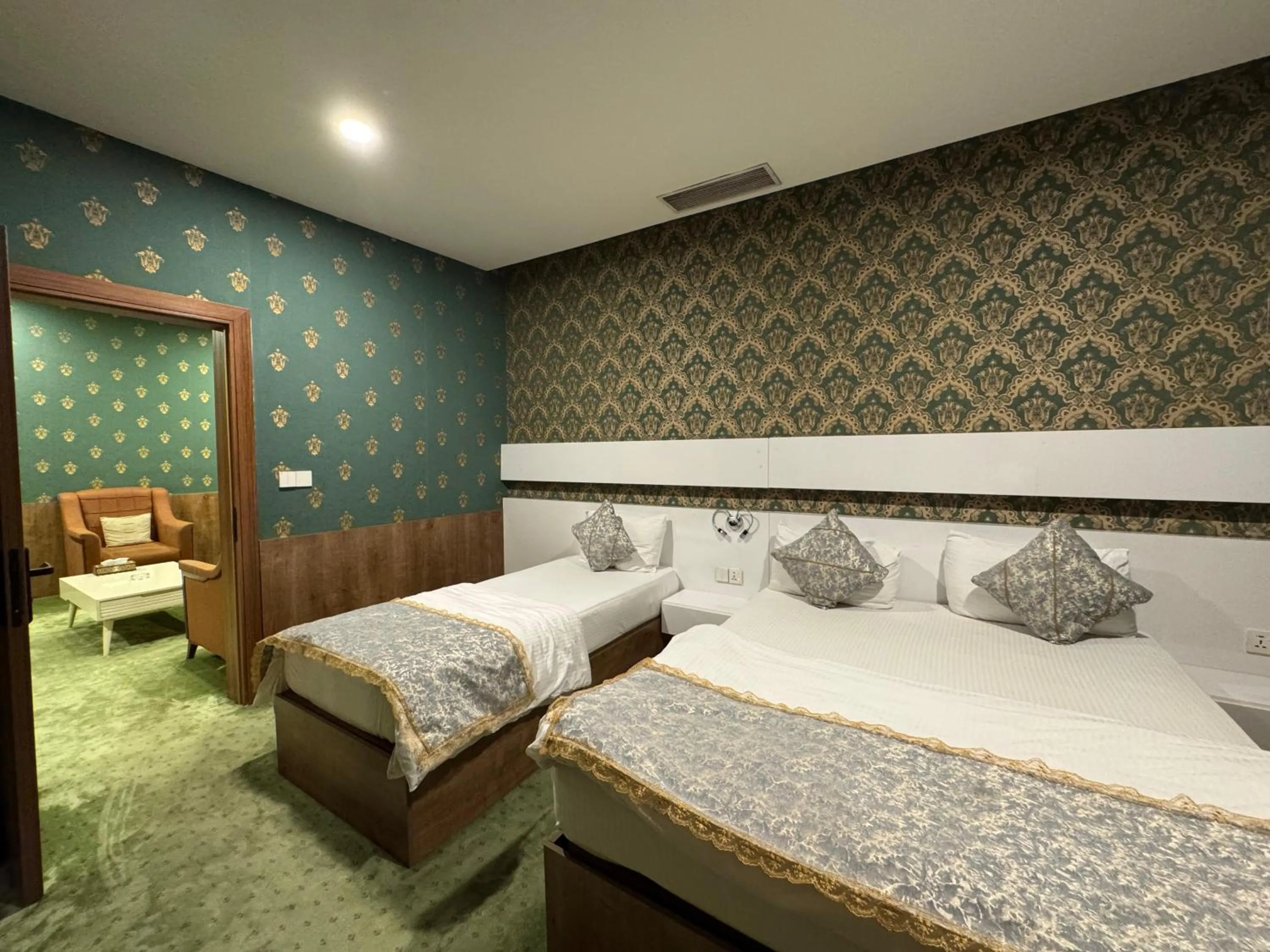Standard Triple Studio in Al Jawahiri Hotel