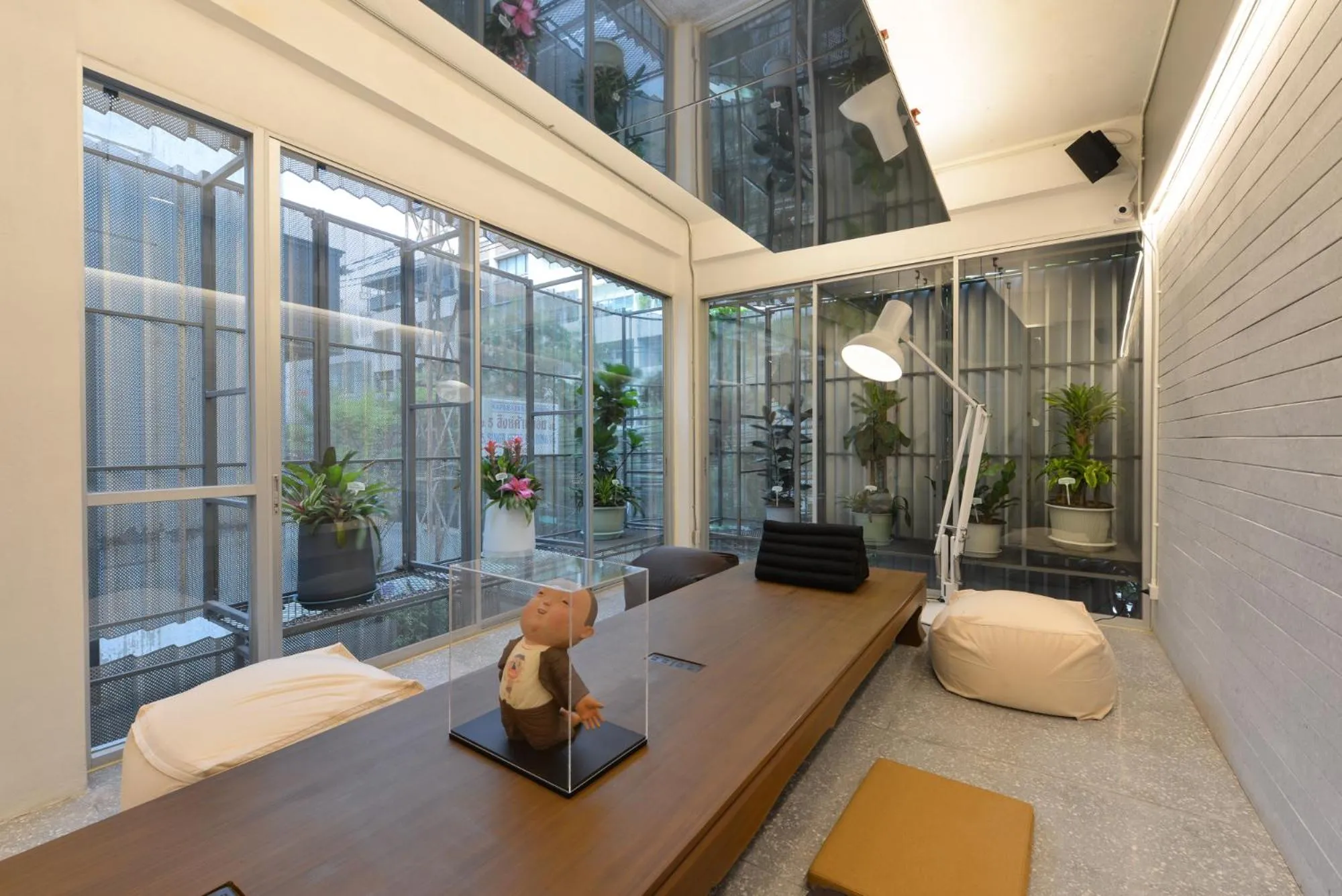 Restaurant/places to eat in Tiang Capsule