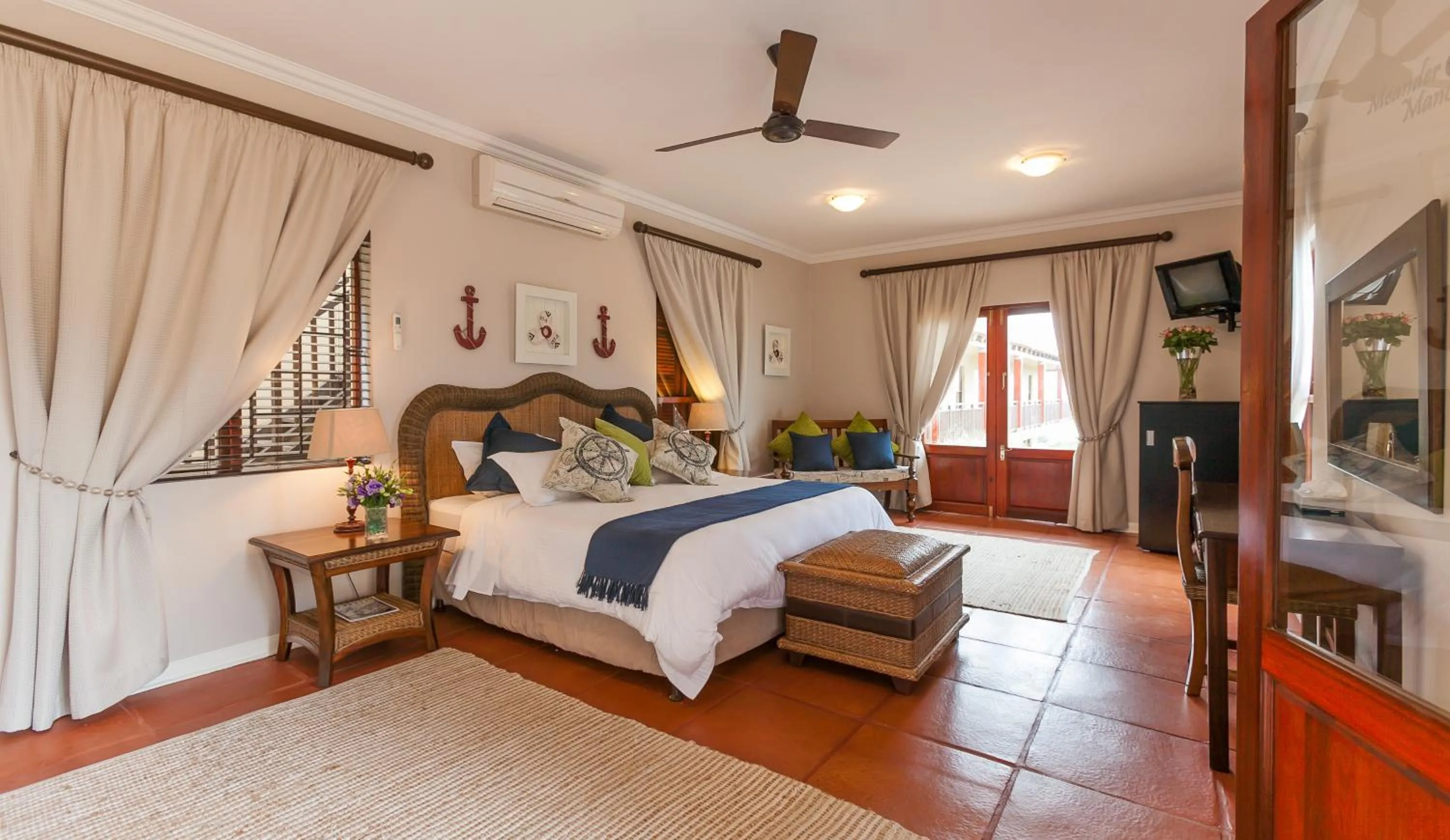 Bed in Relax Inn