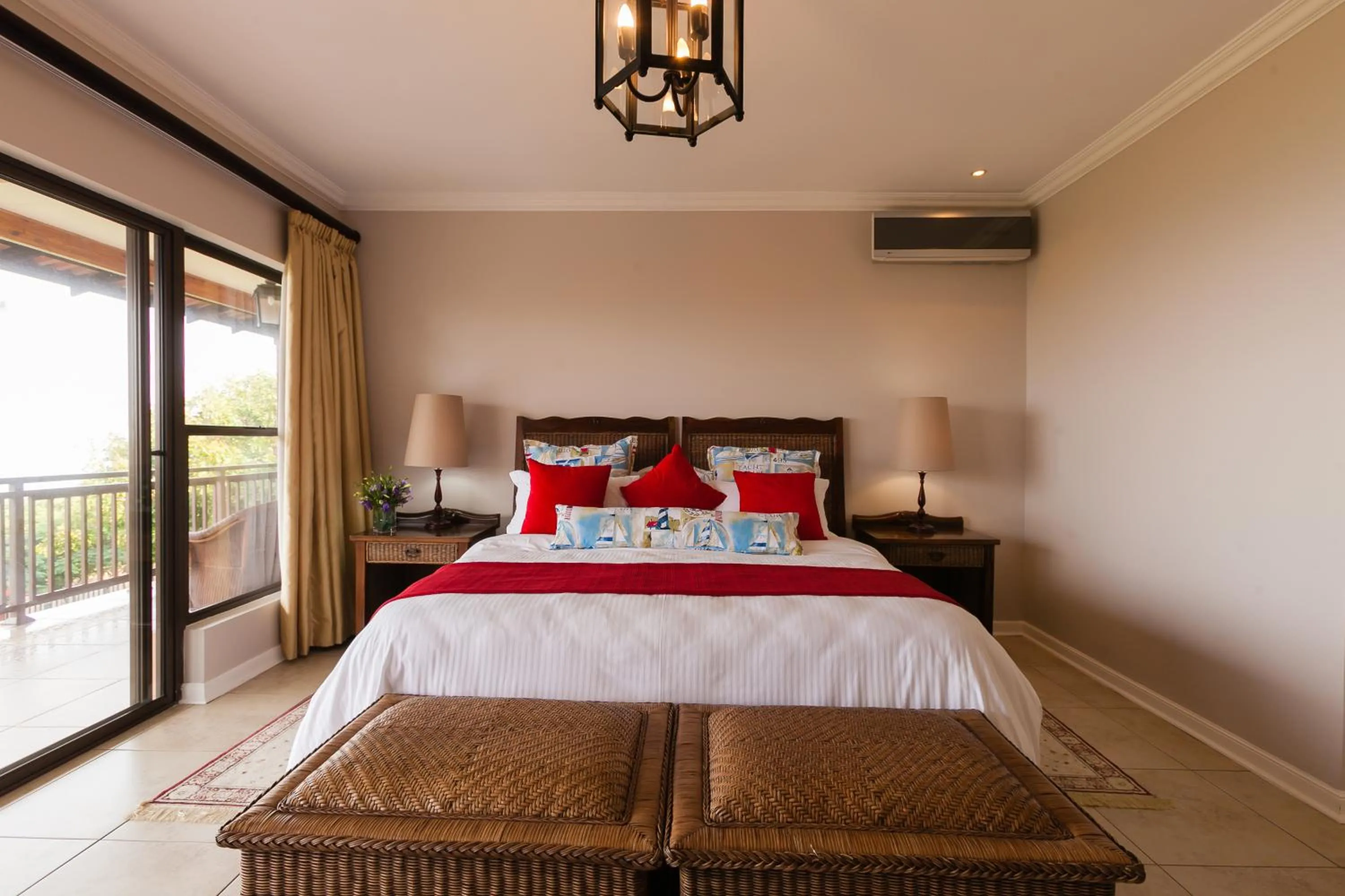 Bedroom, Bed in Relax Inn