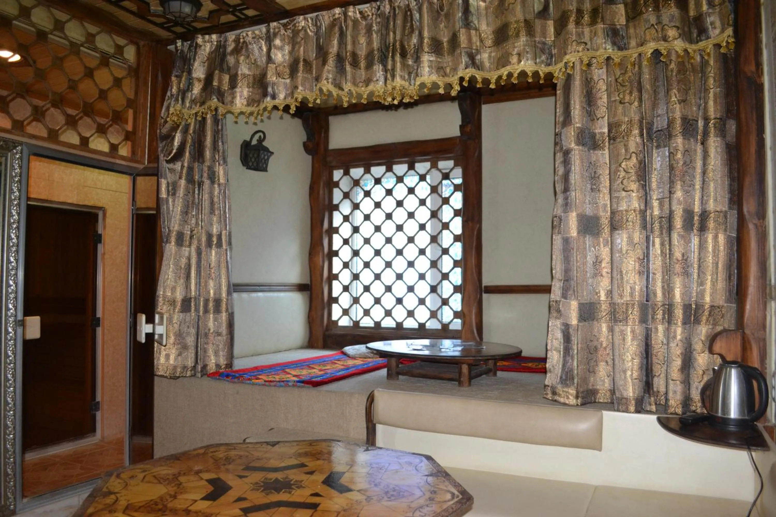 Steam room, Bed in Ayhan Hotel