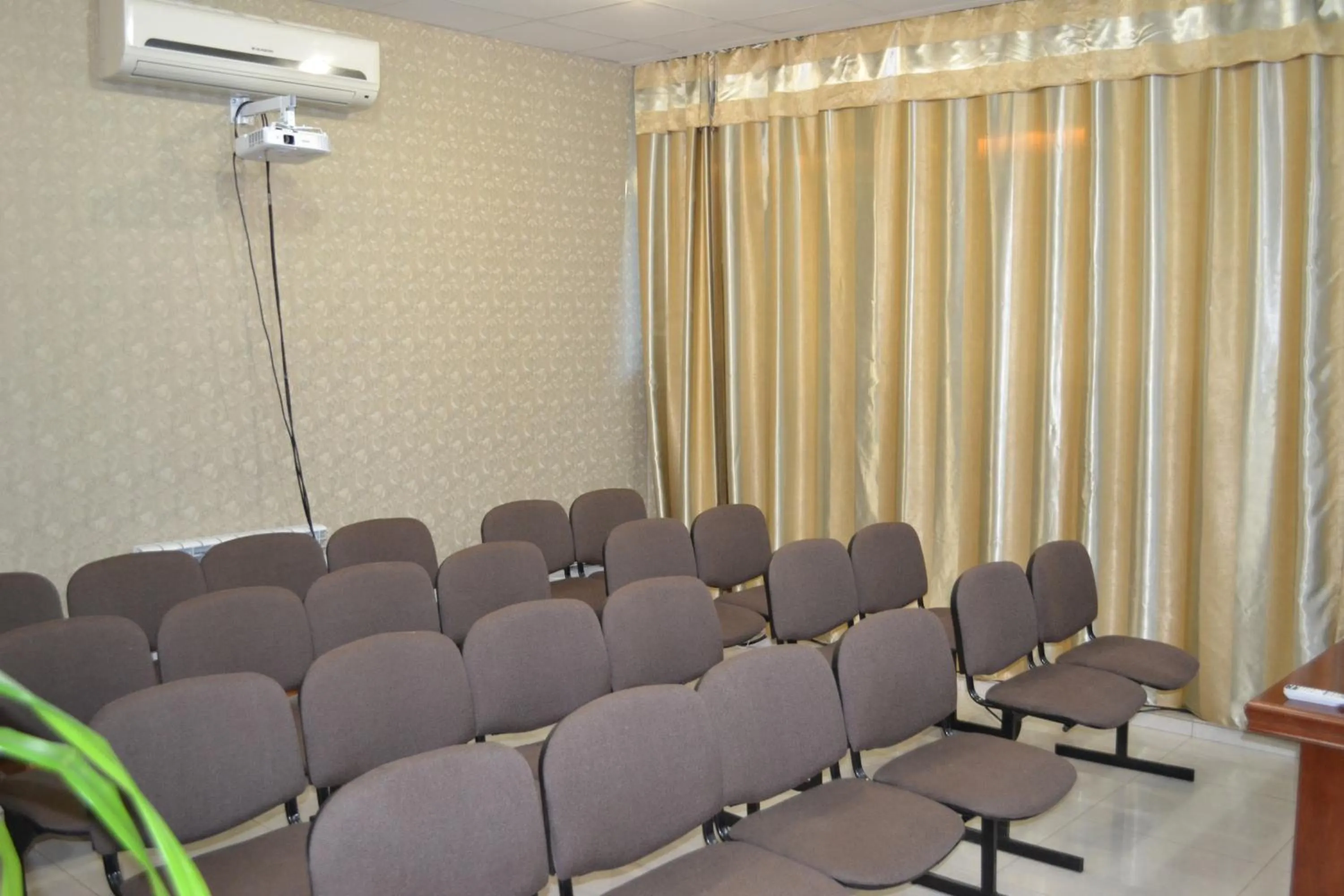Meeting/conference room in Ayhan Hotel