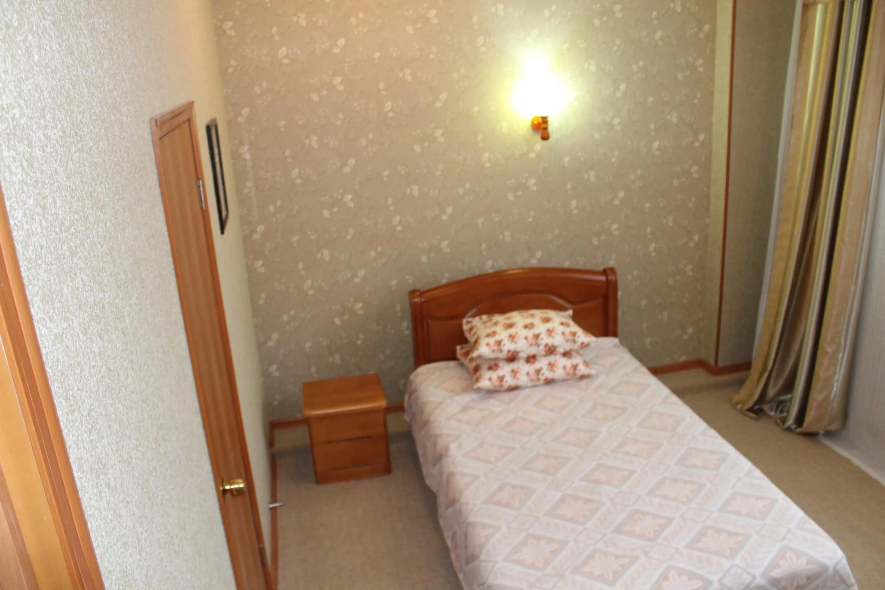 Bedroom, Bed in Ayhan Hotel