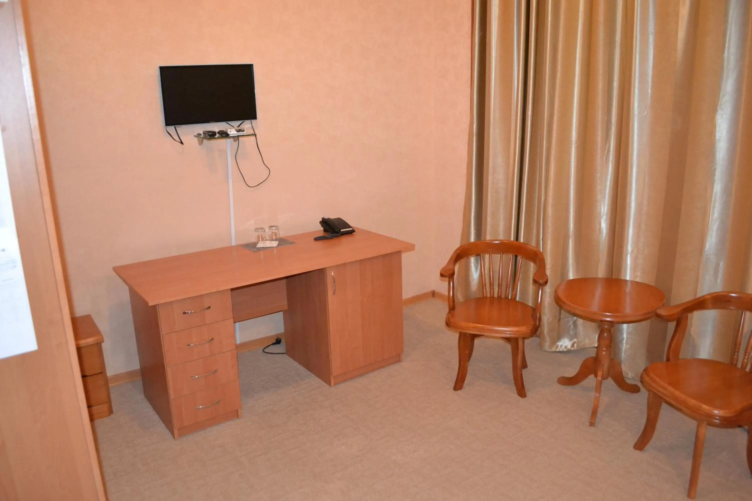 Seating area in Ayhan Hotel