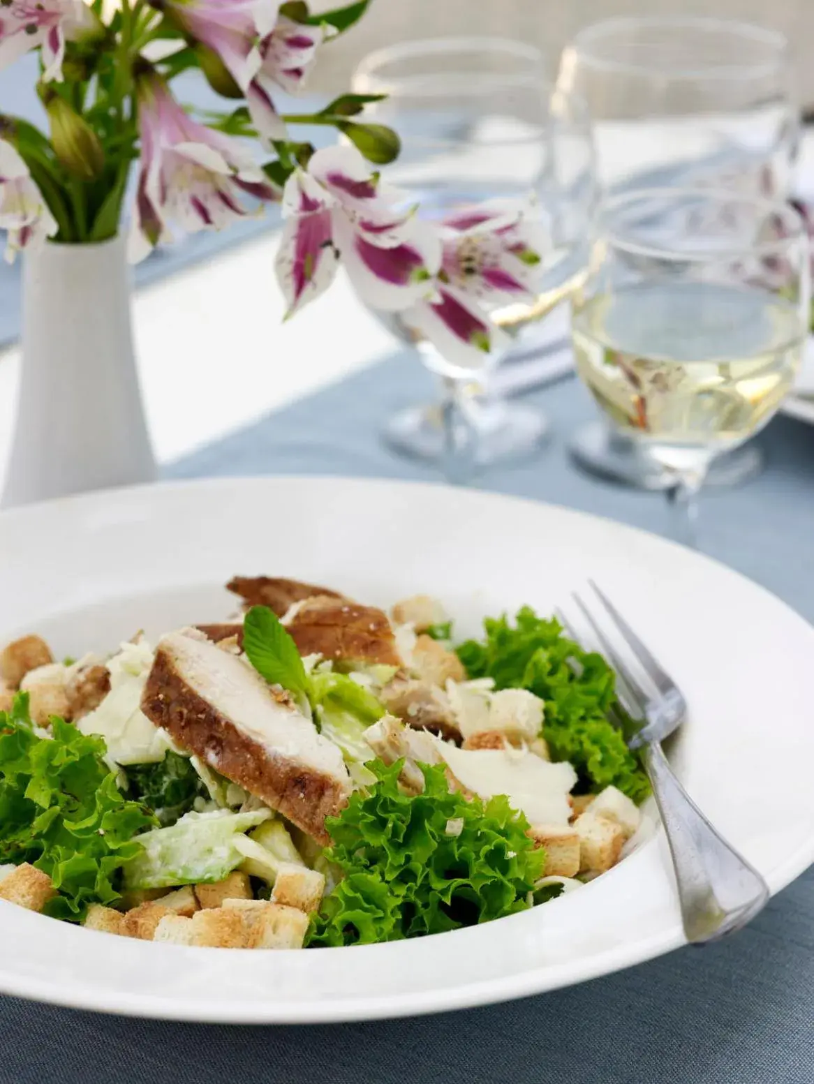 Food and drinks in Belle Helene Hotel Food and drinks in Belle Helene Hotel