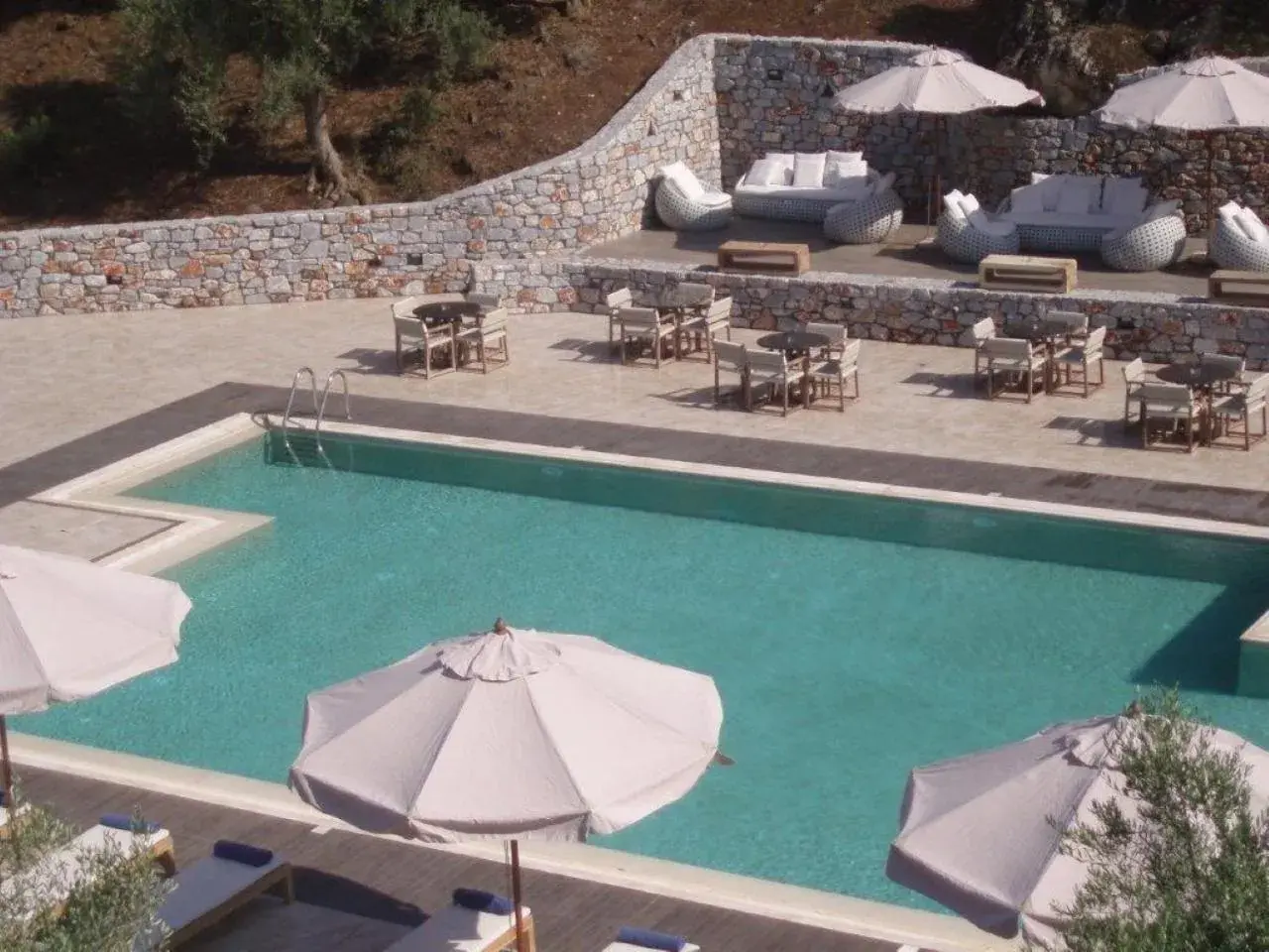 Pool view in Belle Helene Hotel Pool view in Belle Helene Hotel