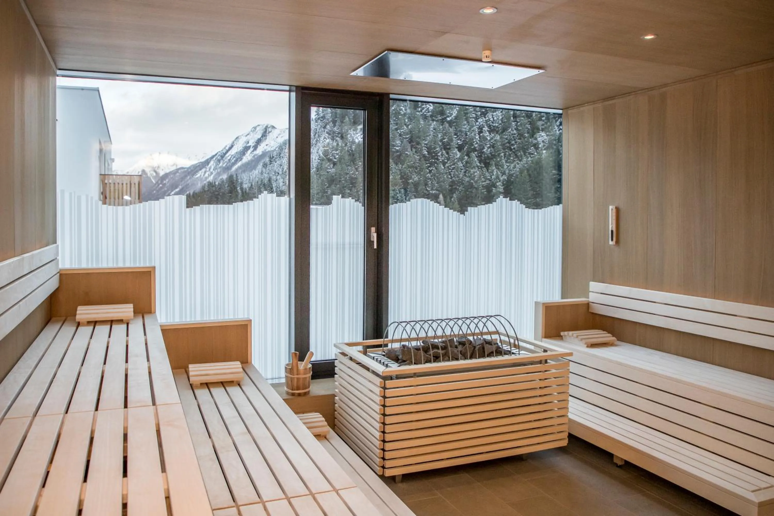 Sauna, Bed in All-Suite Resort Paznaun